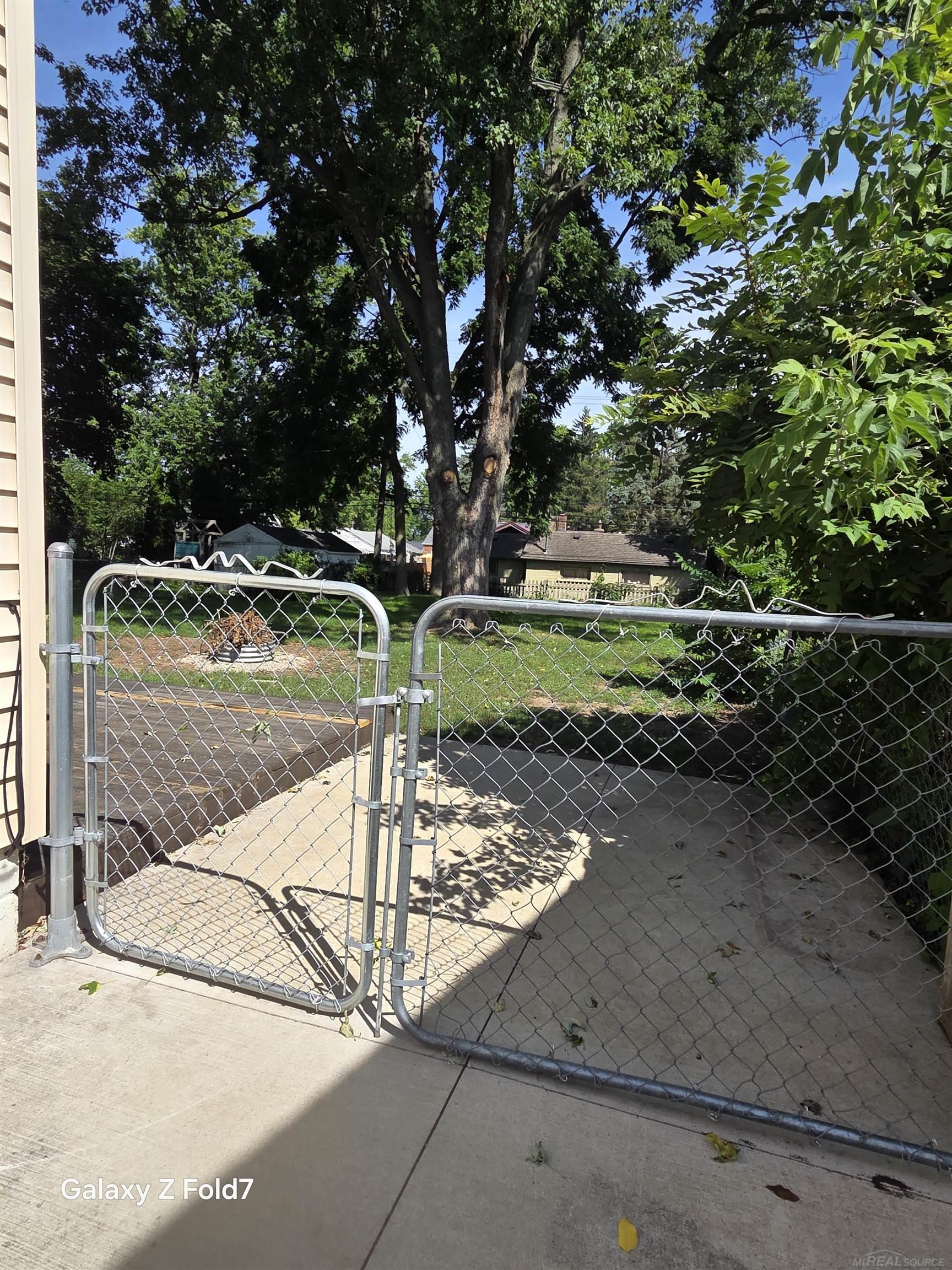 235 Ewell Street Property Photo 11