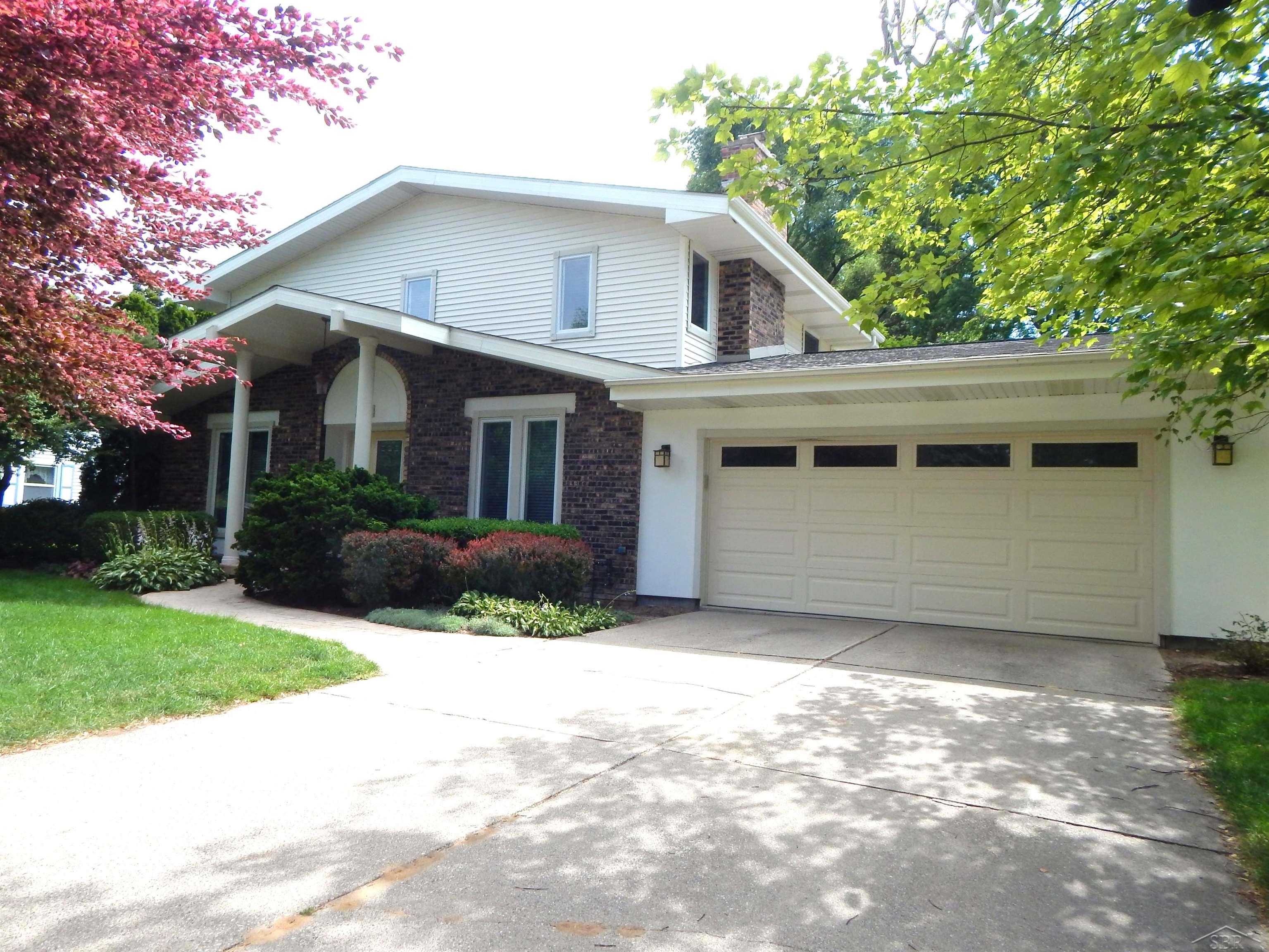 485 Winthrop Lane Property Photo 1