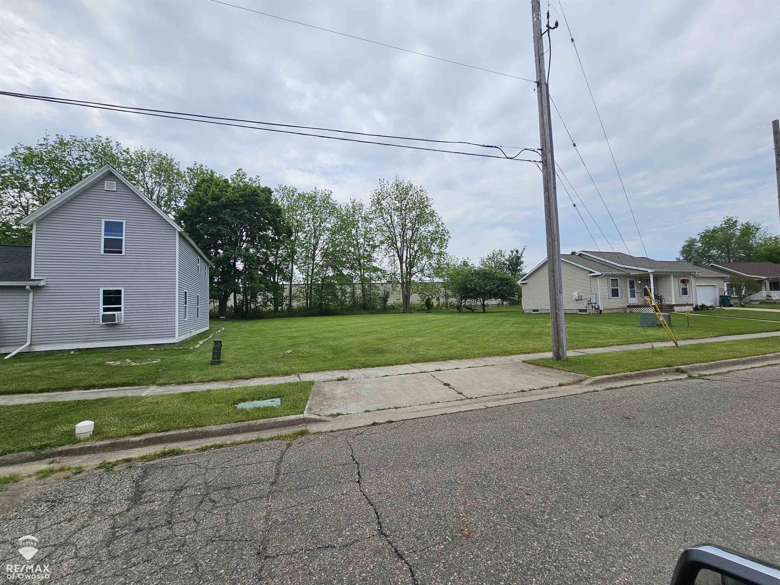 1623 Lynn Street Property Photo 2