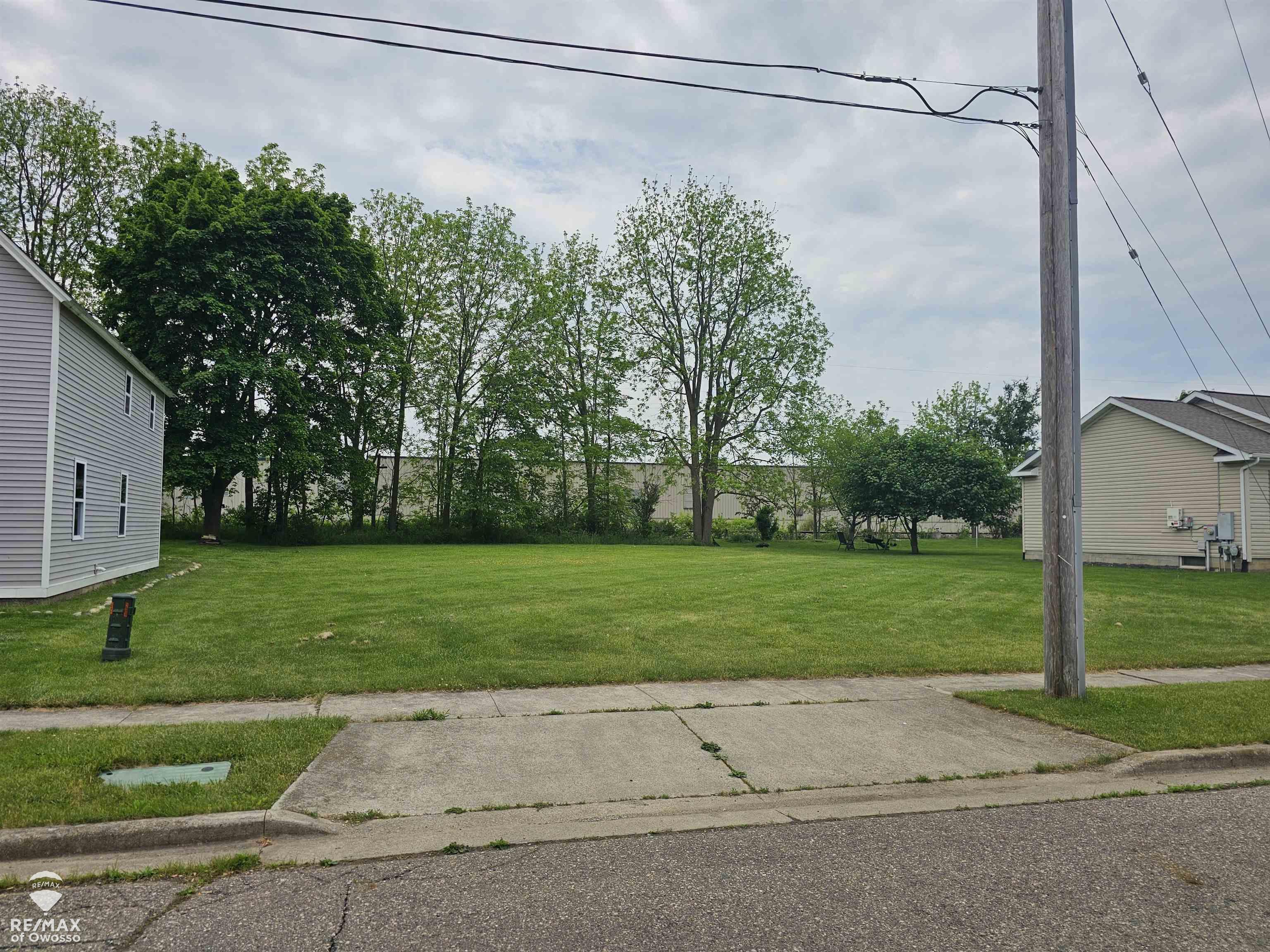 1623 Lynn Street Property Photo 3