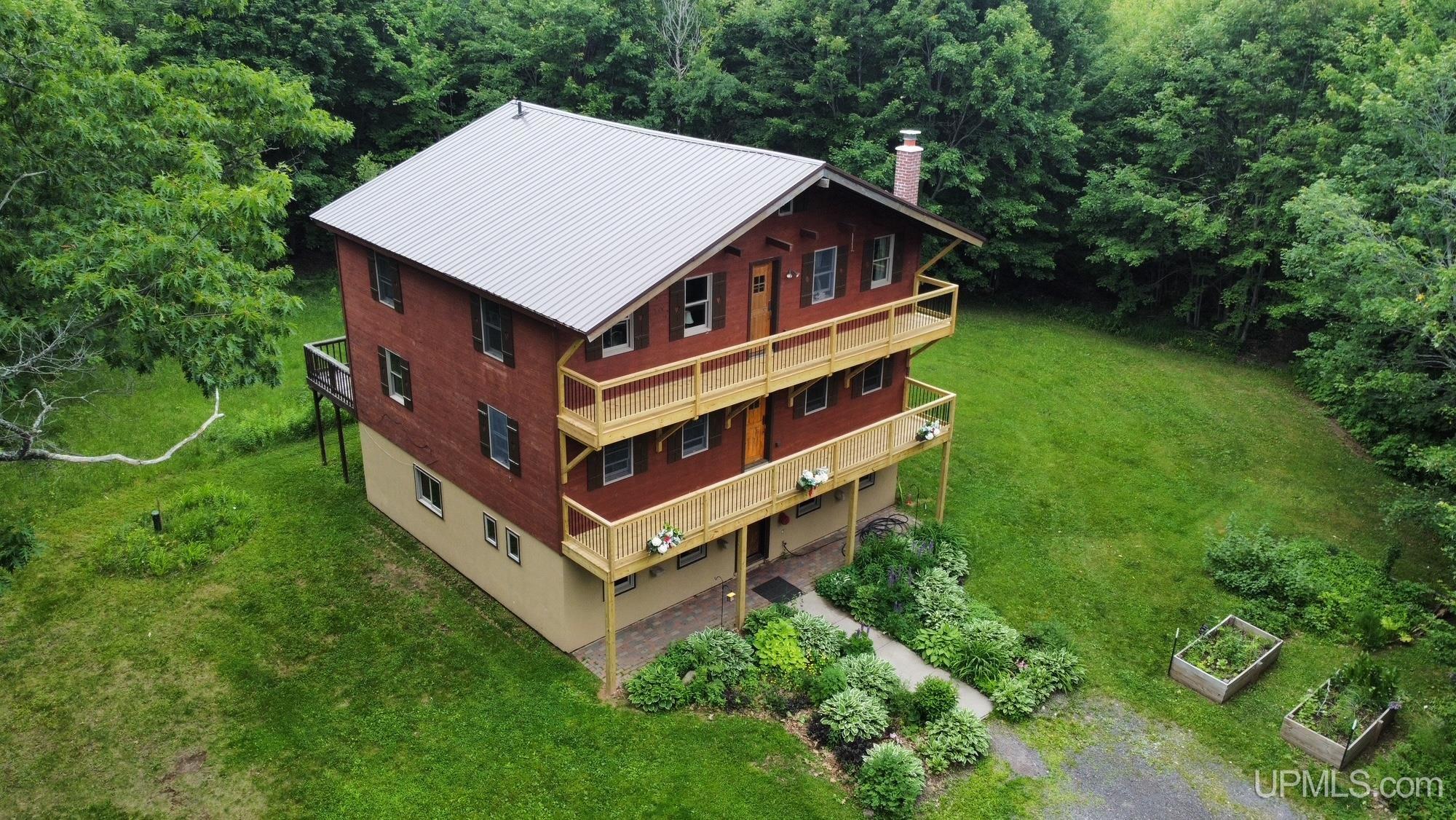 21123 Broemer Road Property Photo 1
