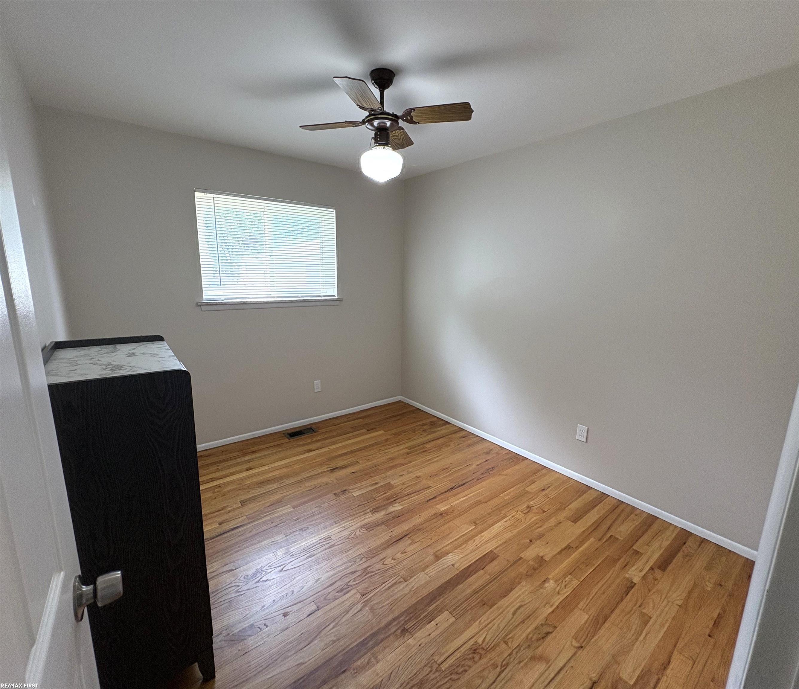 11652 Frazho Road Property Photo 14