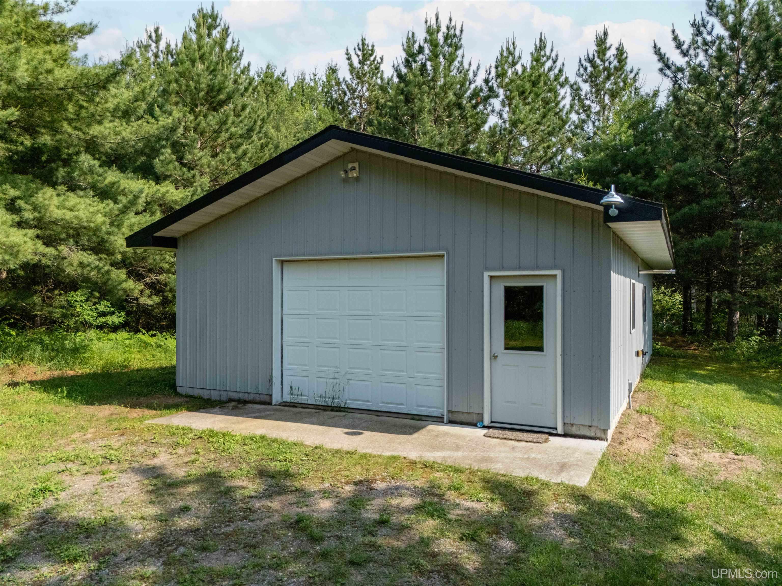 506 Us 141 Highway Property Photo 30