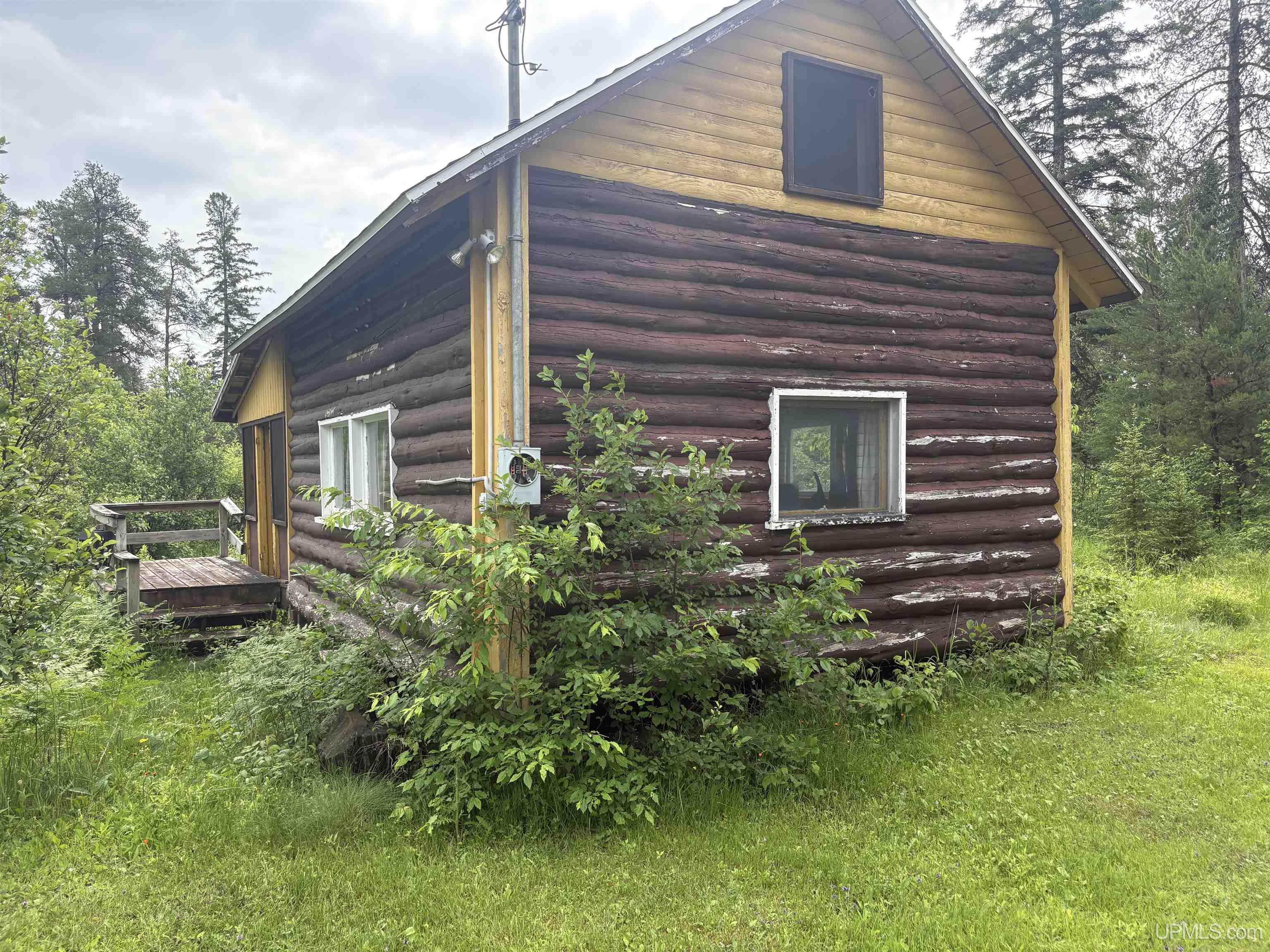 1607 Swanson Drive Property Photo 1