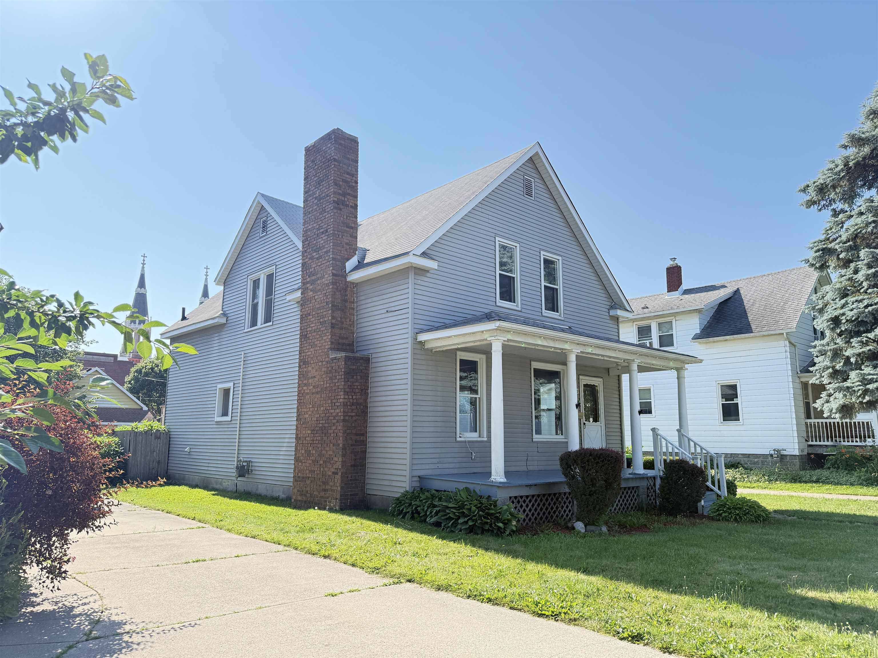 1013 S Jackson Street Property Photo 2