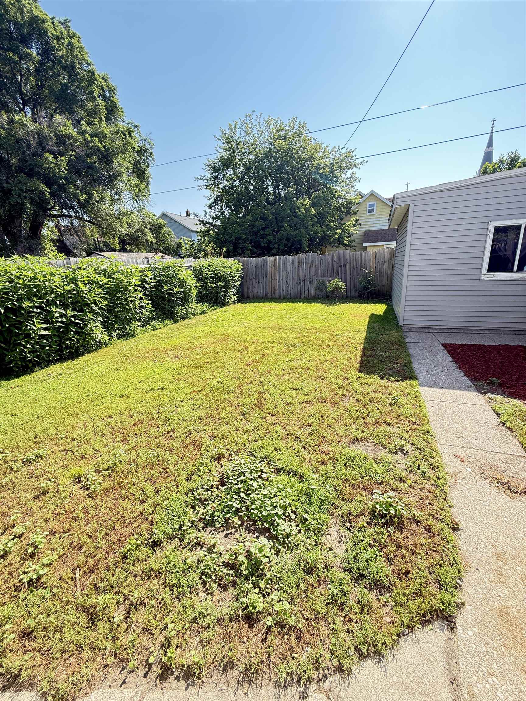 1013 S Jackson Street Property Photo 6