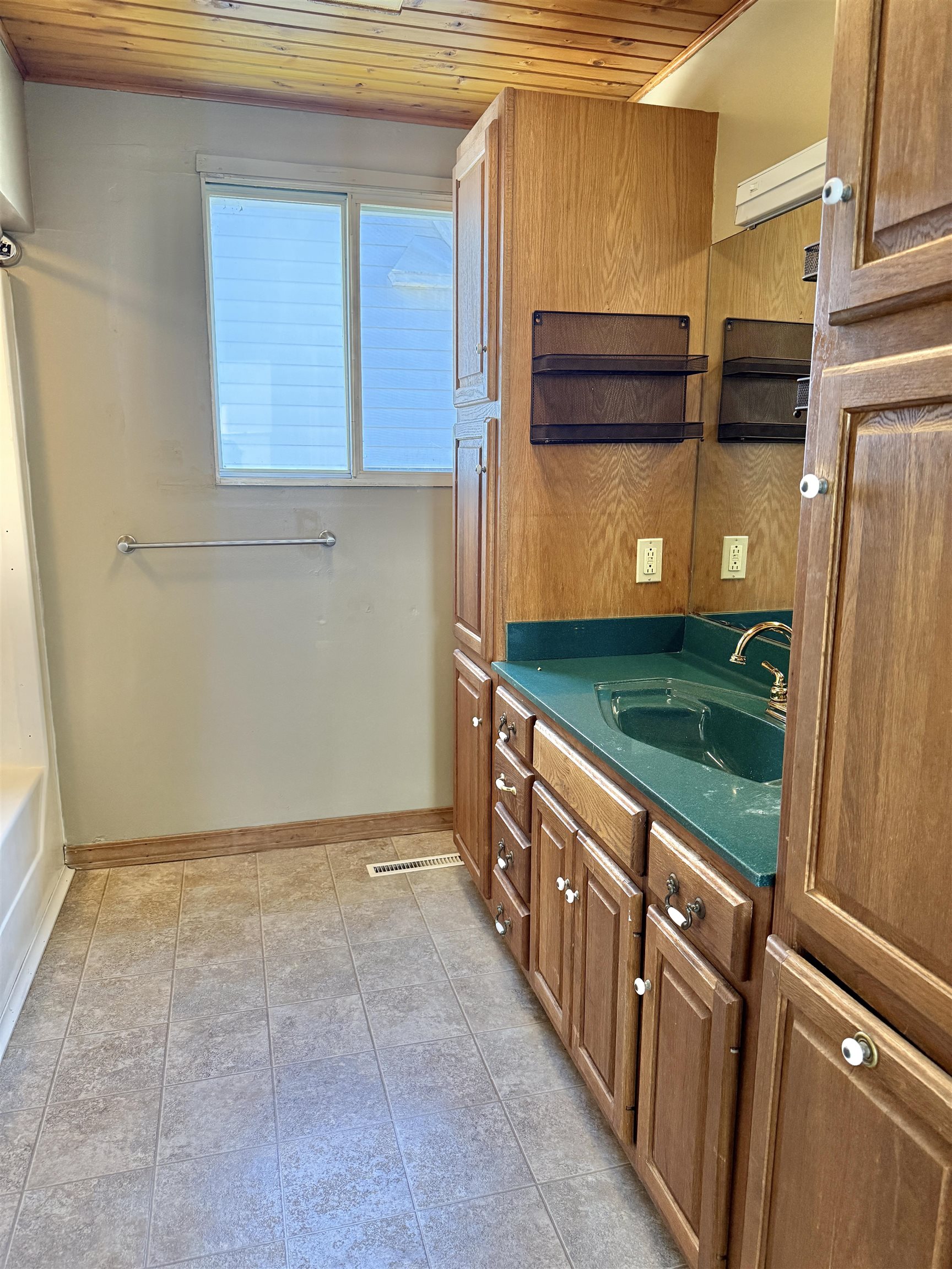 1013 S Jackson Street Property Photo 19