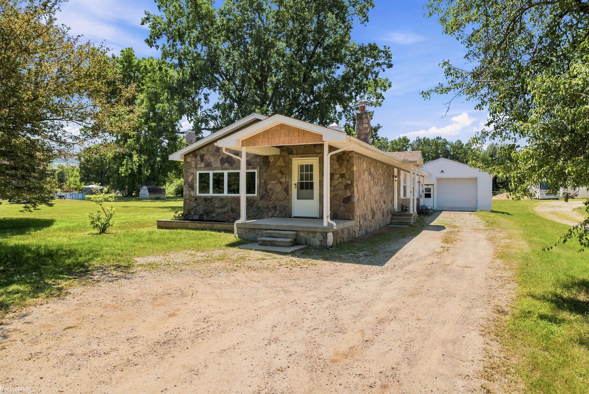 5469 Parker Road Property Photo 1
