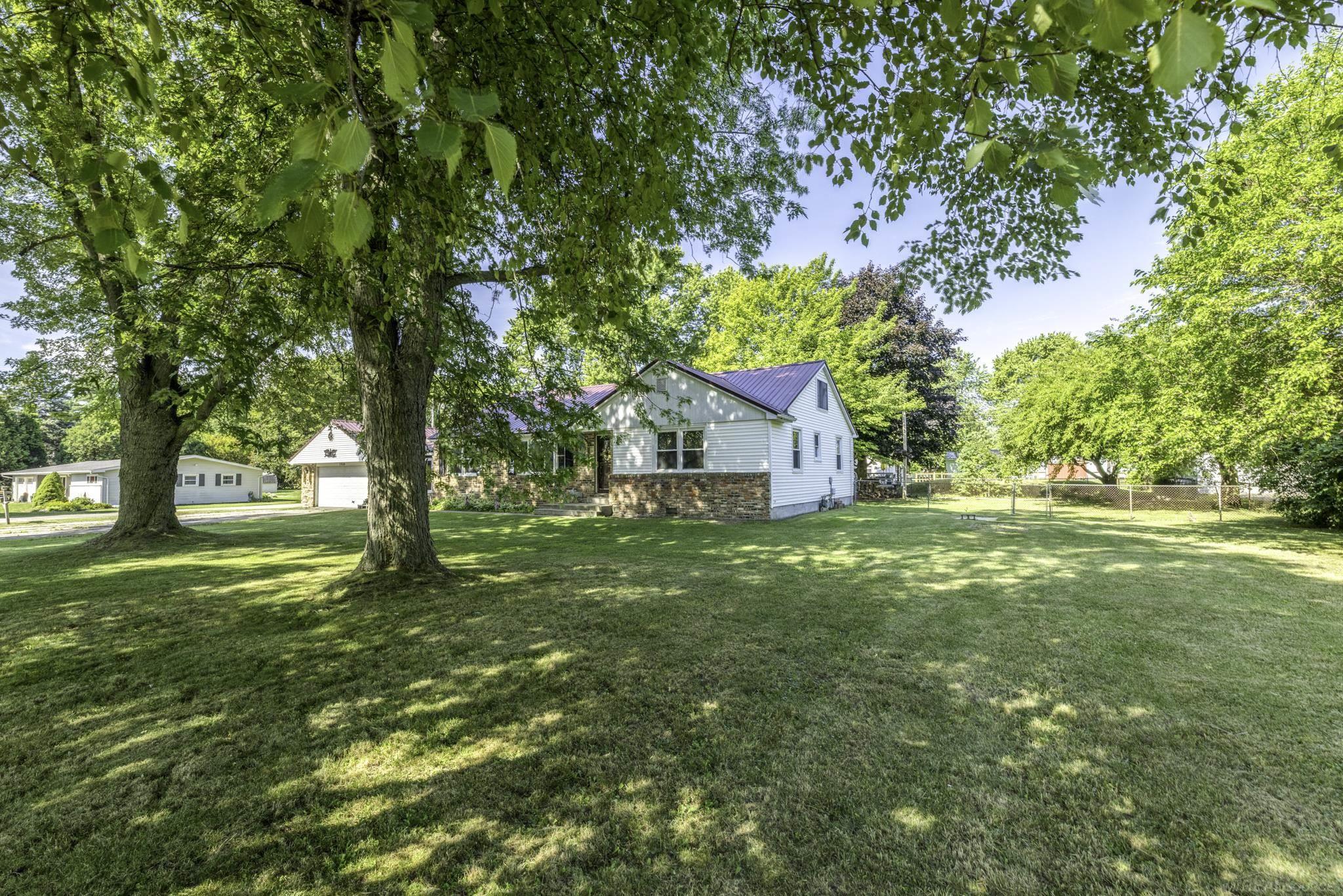 5920 Lakeshore Road Property Photo 3