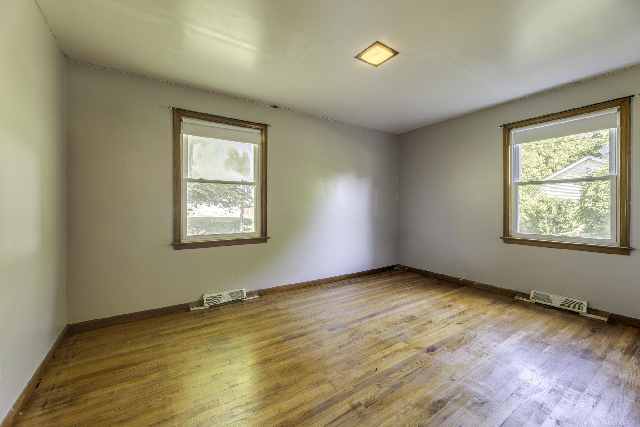 5920 Lakeshore Road Property Photo 19