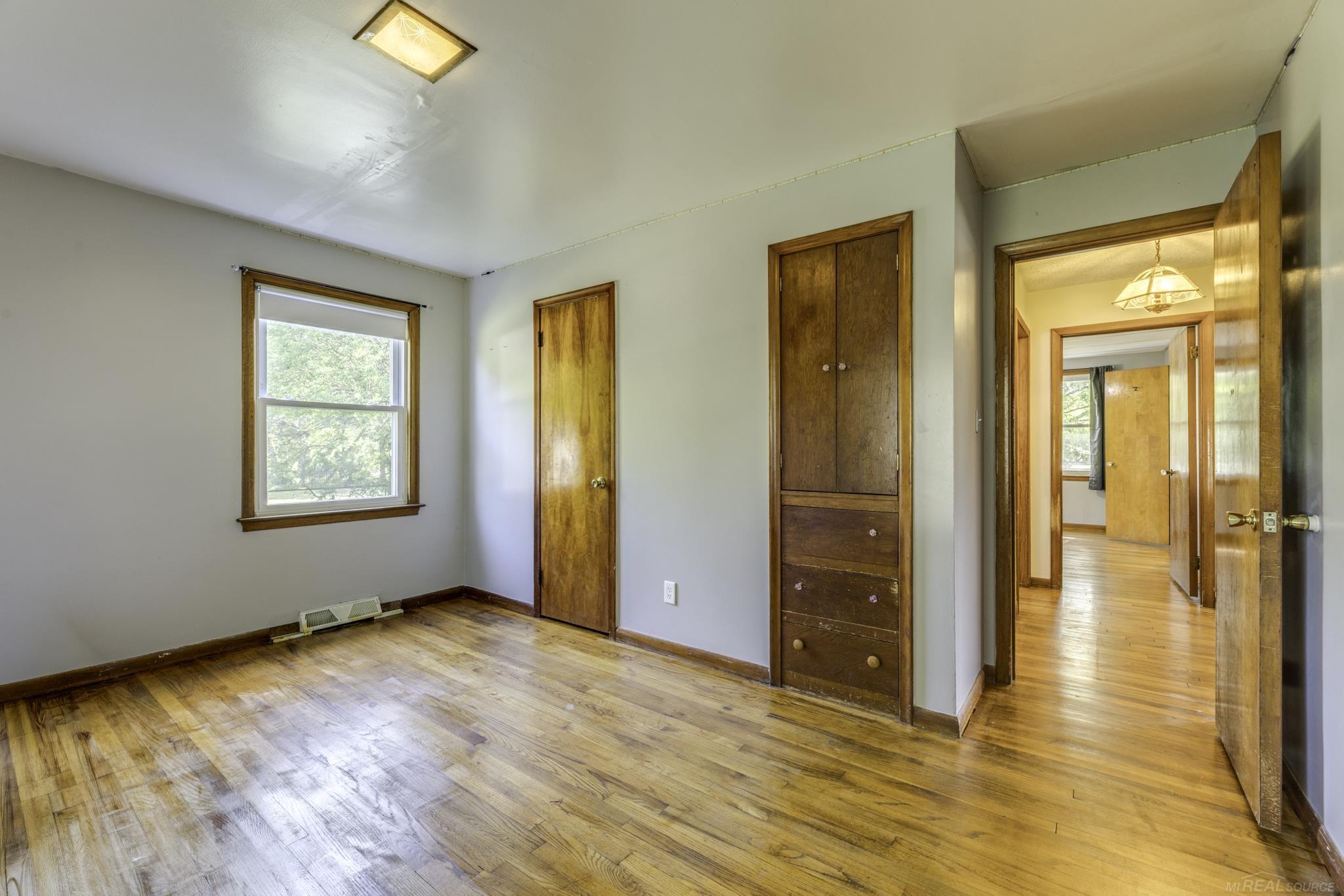 5920 Lakeshore Road Property Photo 20