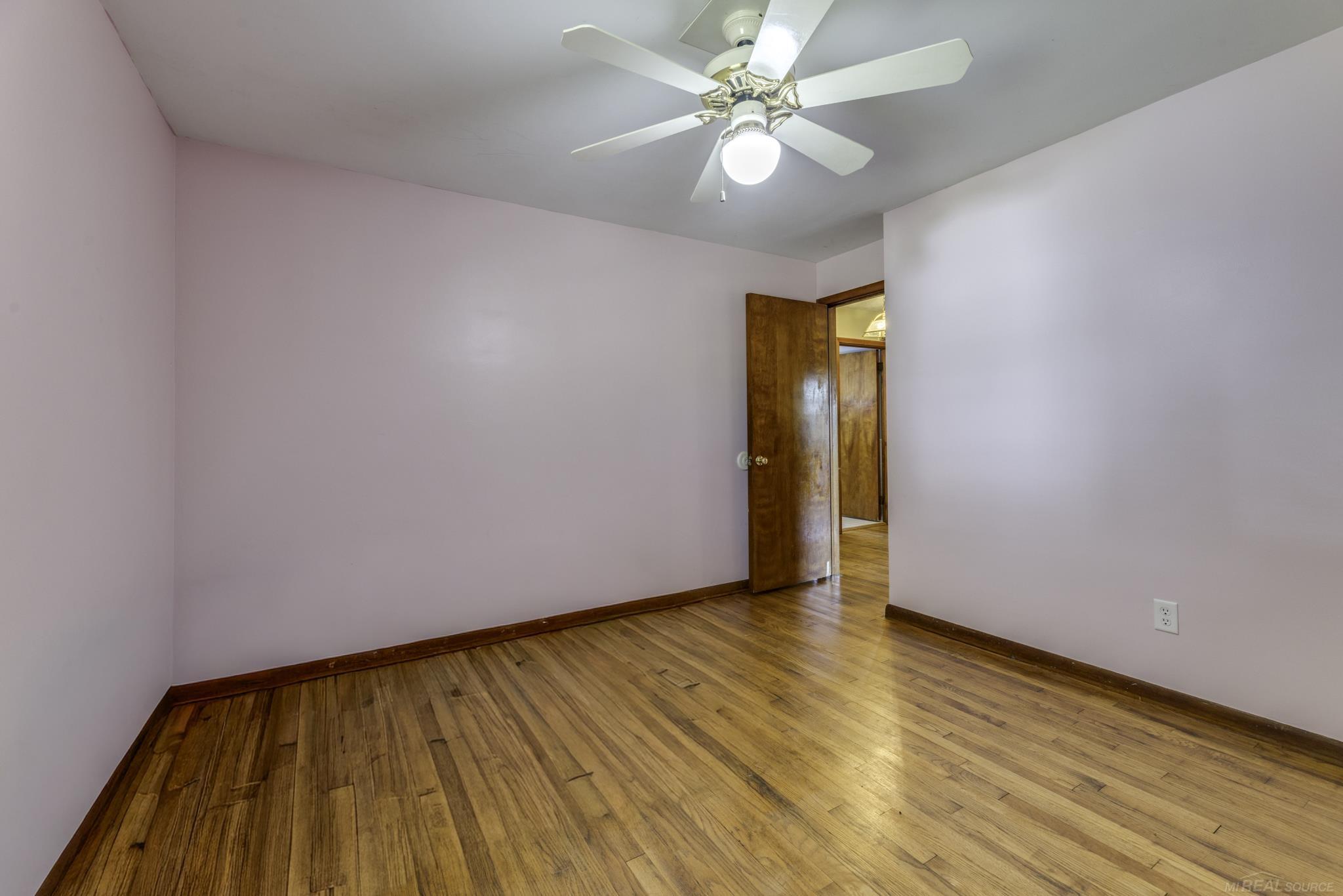 5920 Lakeshore Road Property Photo 23