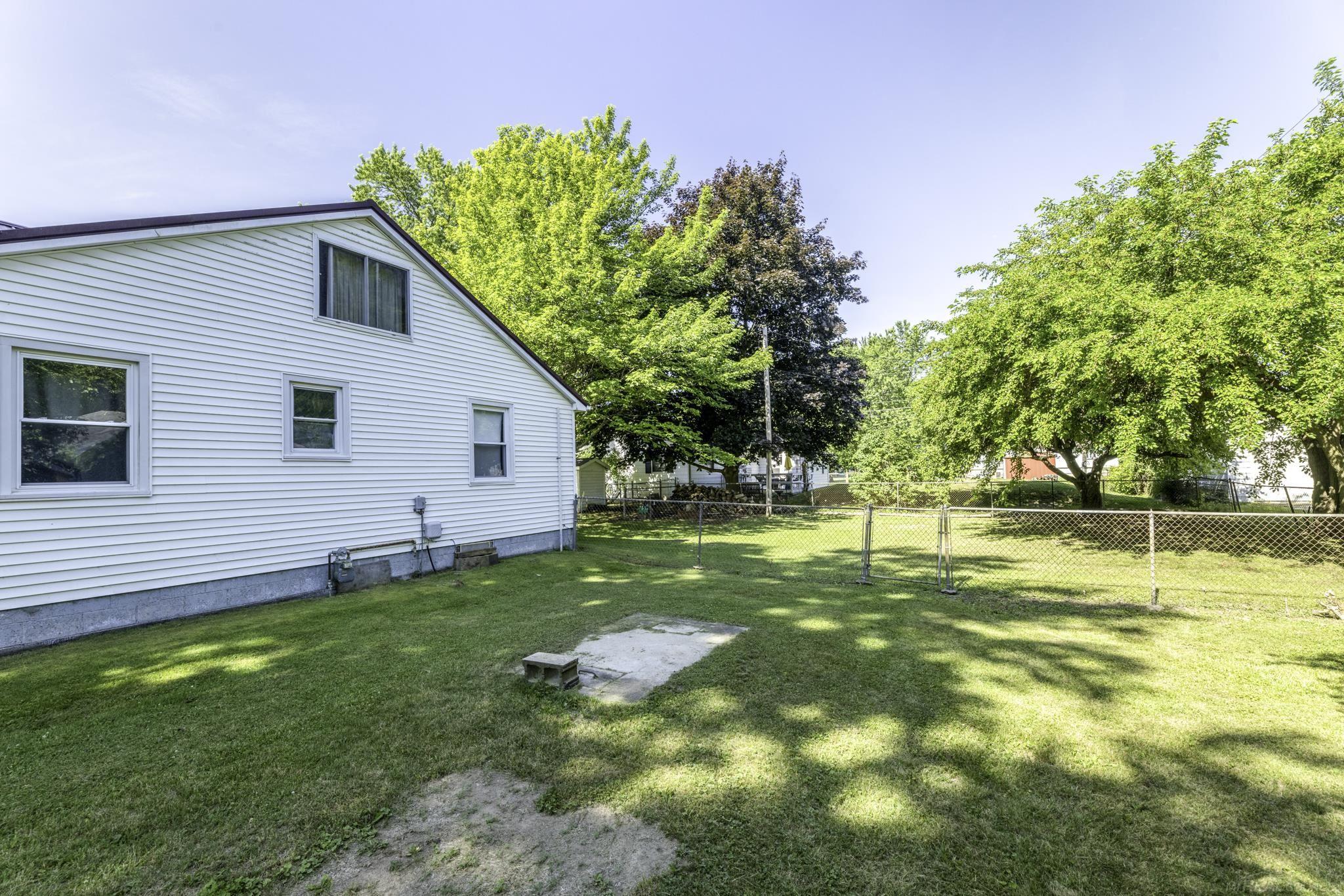 5920 Lakeshore Road Property Photo 37