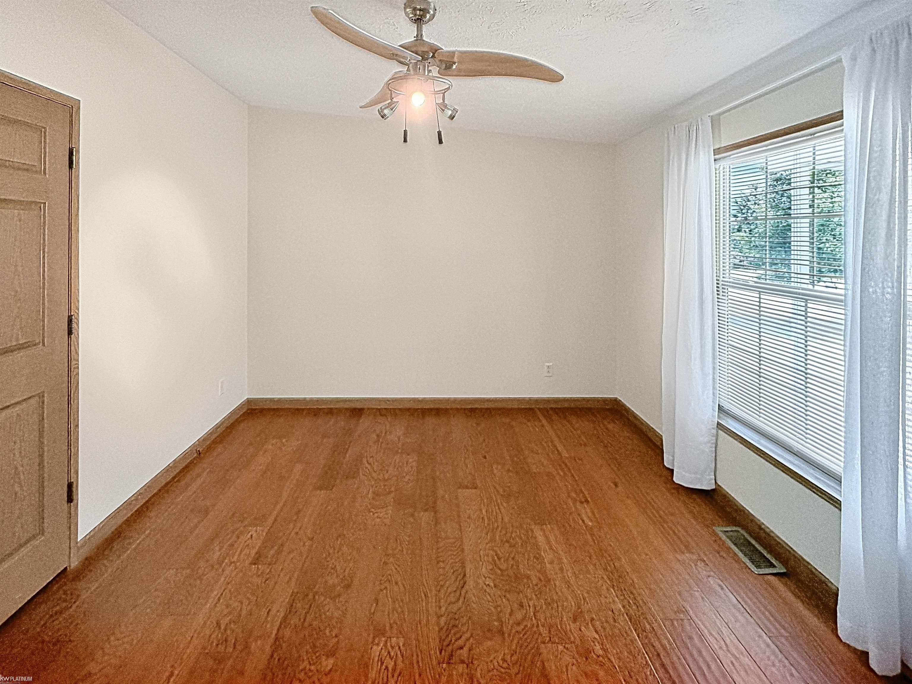 37037 Millstone Trail Property Photo 21