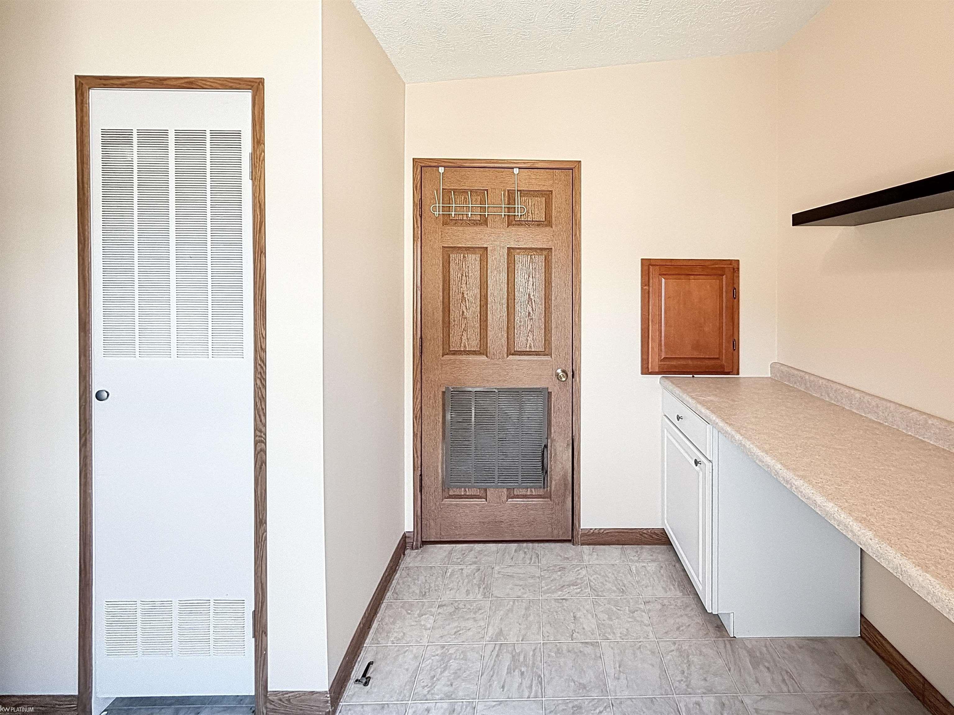 37037 Millstone Trail Property Photo 29