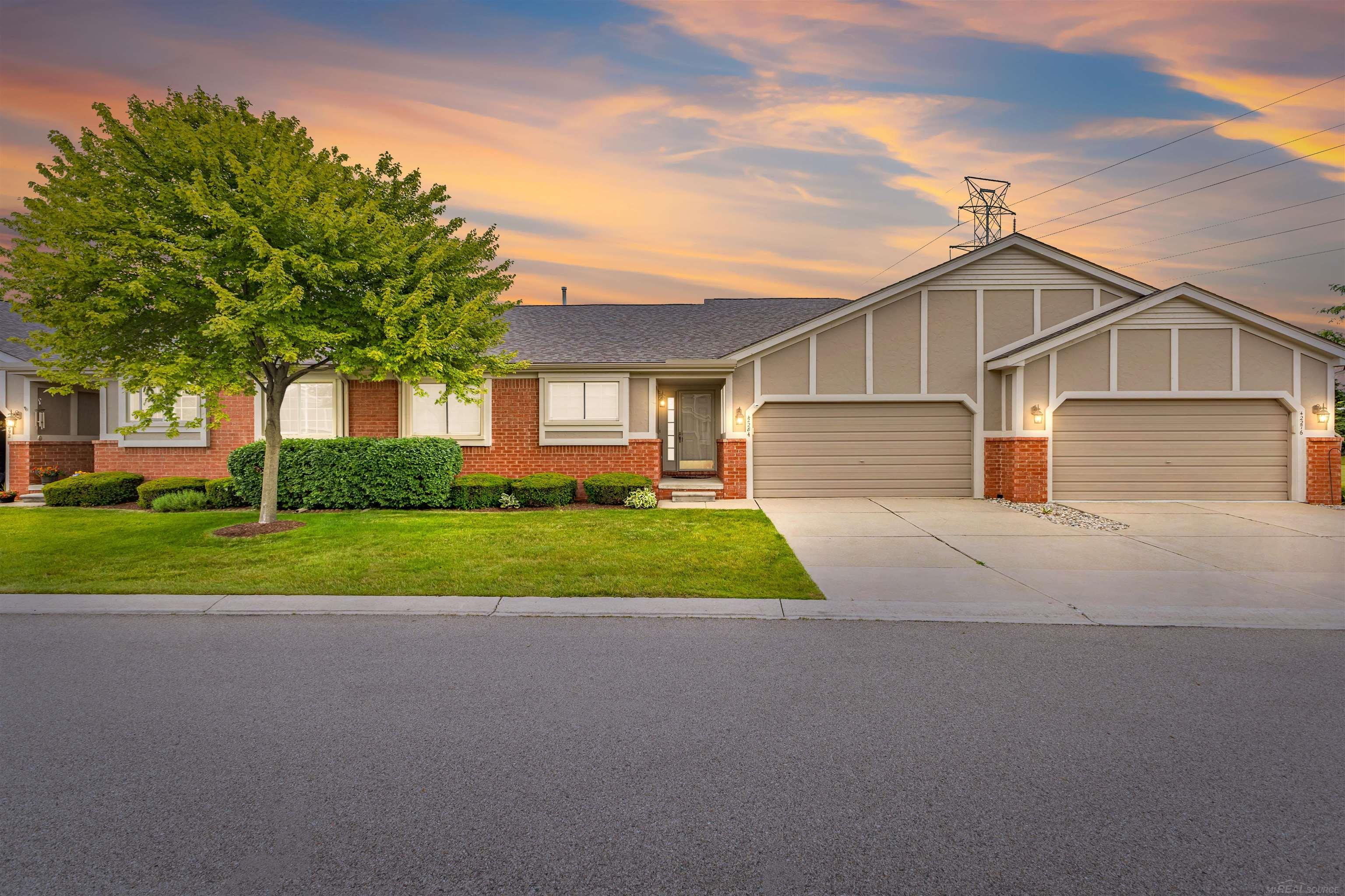 42284 Aspen Court Property Photo 1