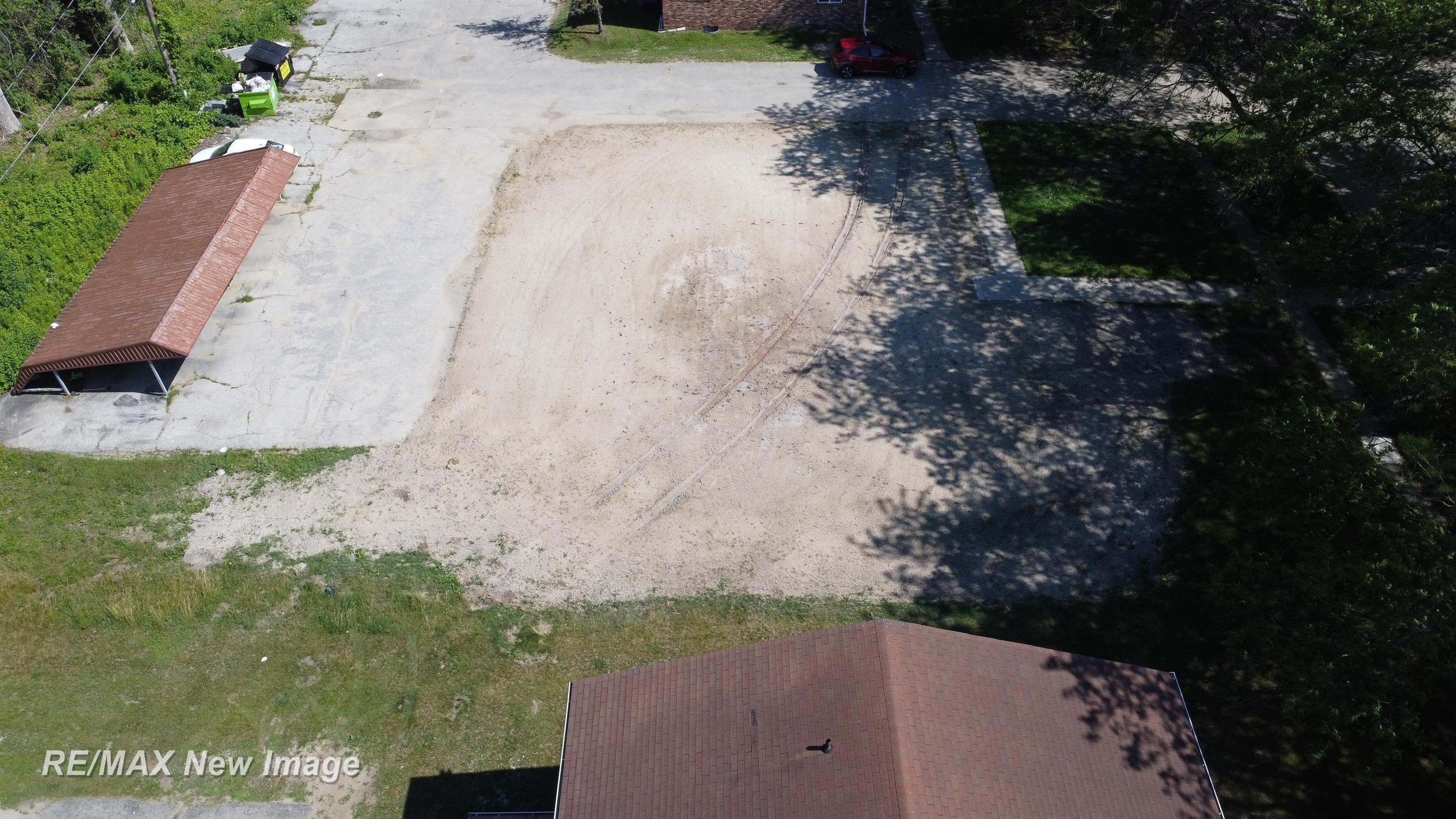3681 Bernice Drive Property Photo 7