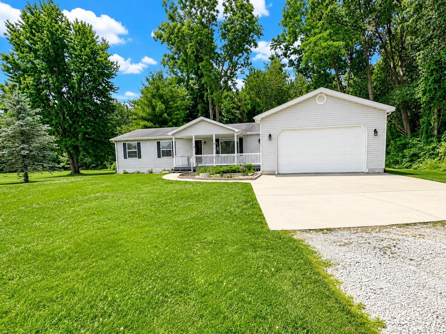 3587 Keewahdin Road