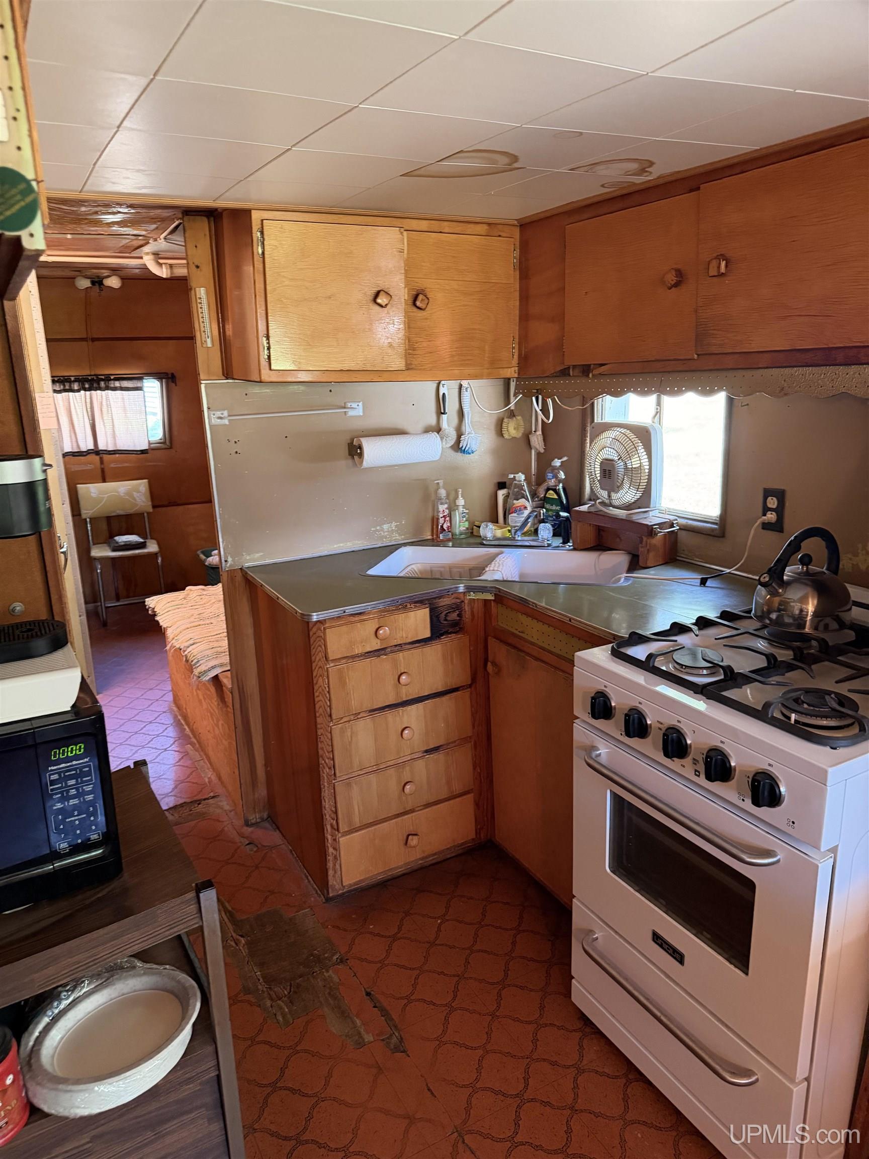 8826 N Boot Lake Road Property Photo 19