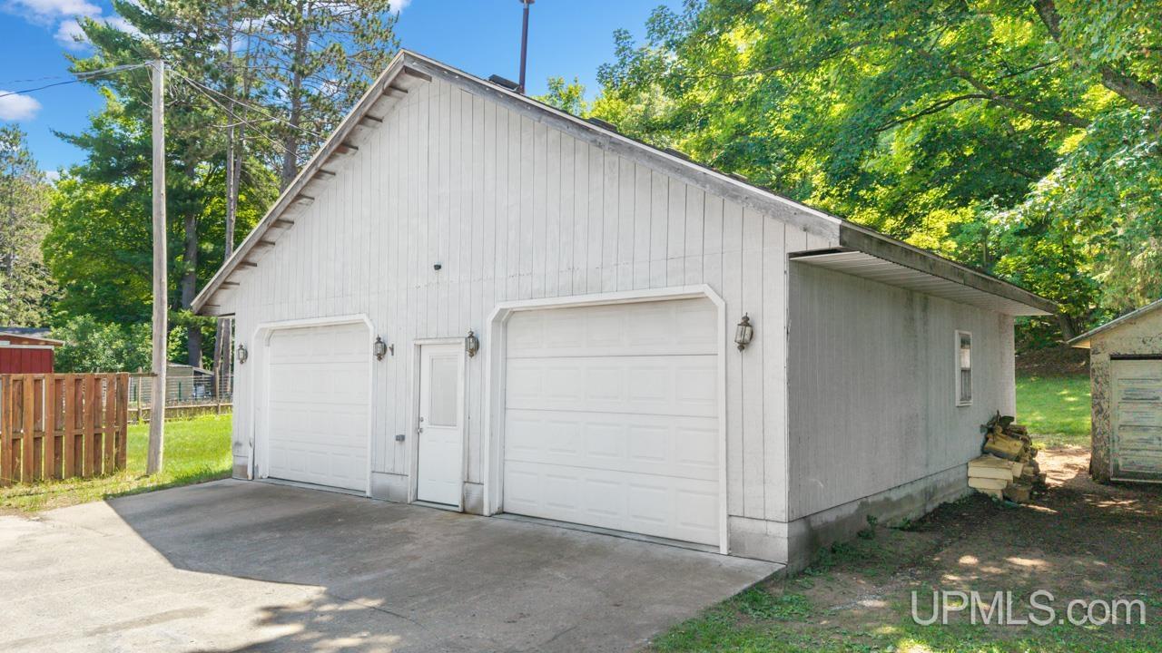 1924 Ledge Street Property Photo 18