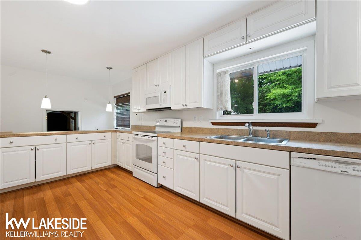 28197 Roan Drive Property Photo 16
