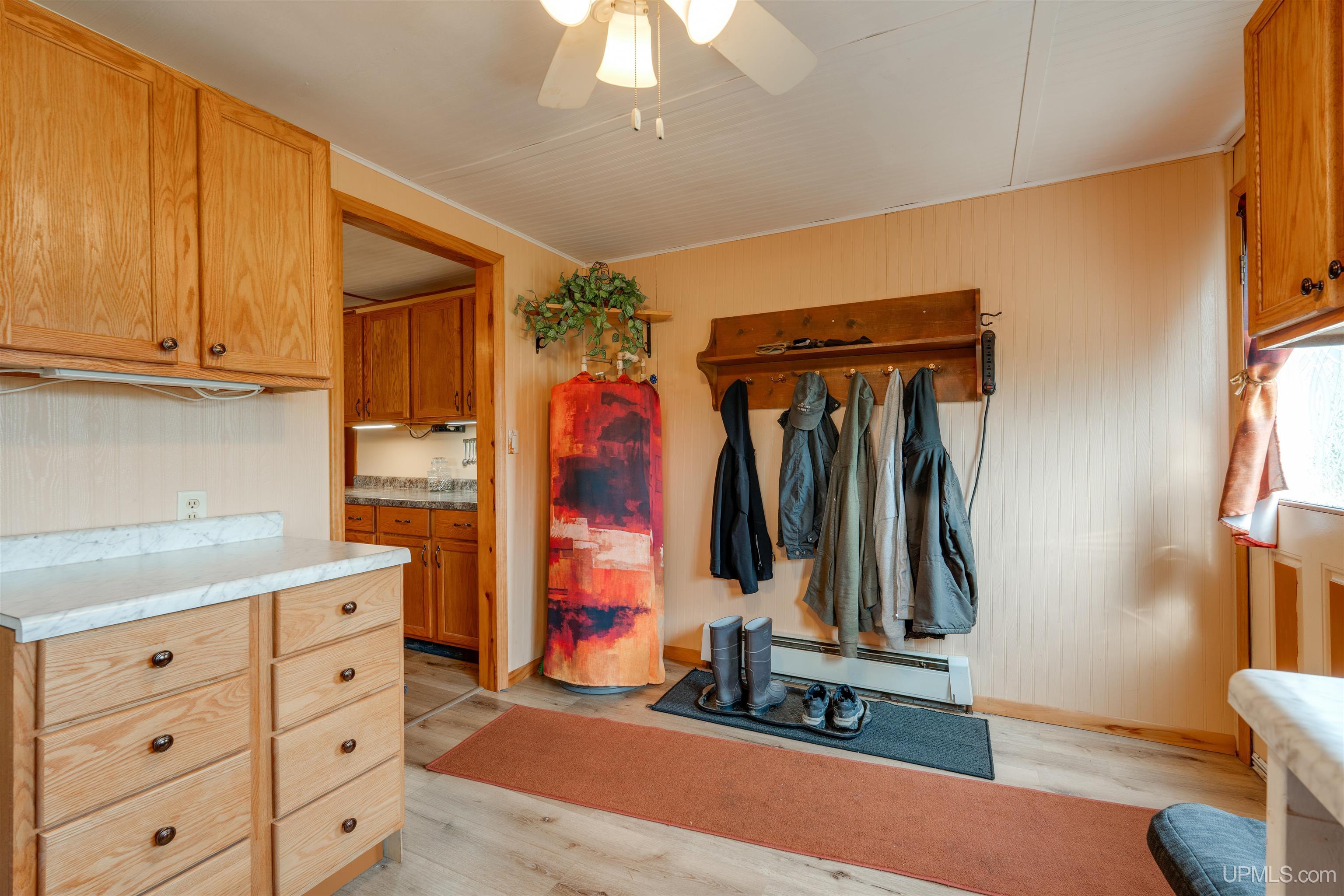 984n Dixon Road Property Photo 19