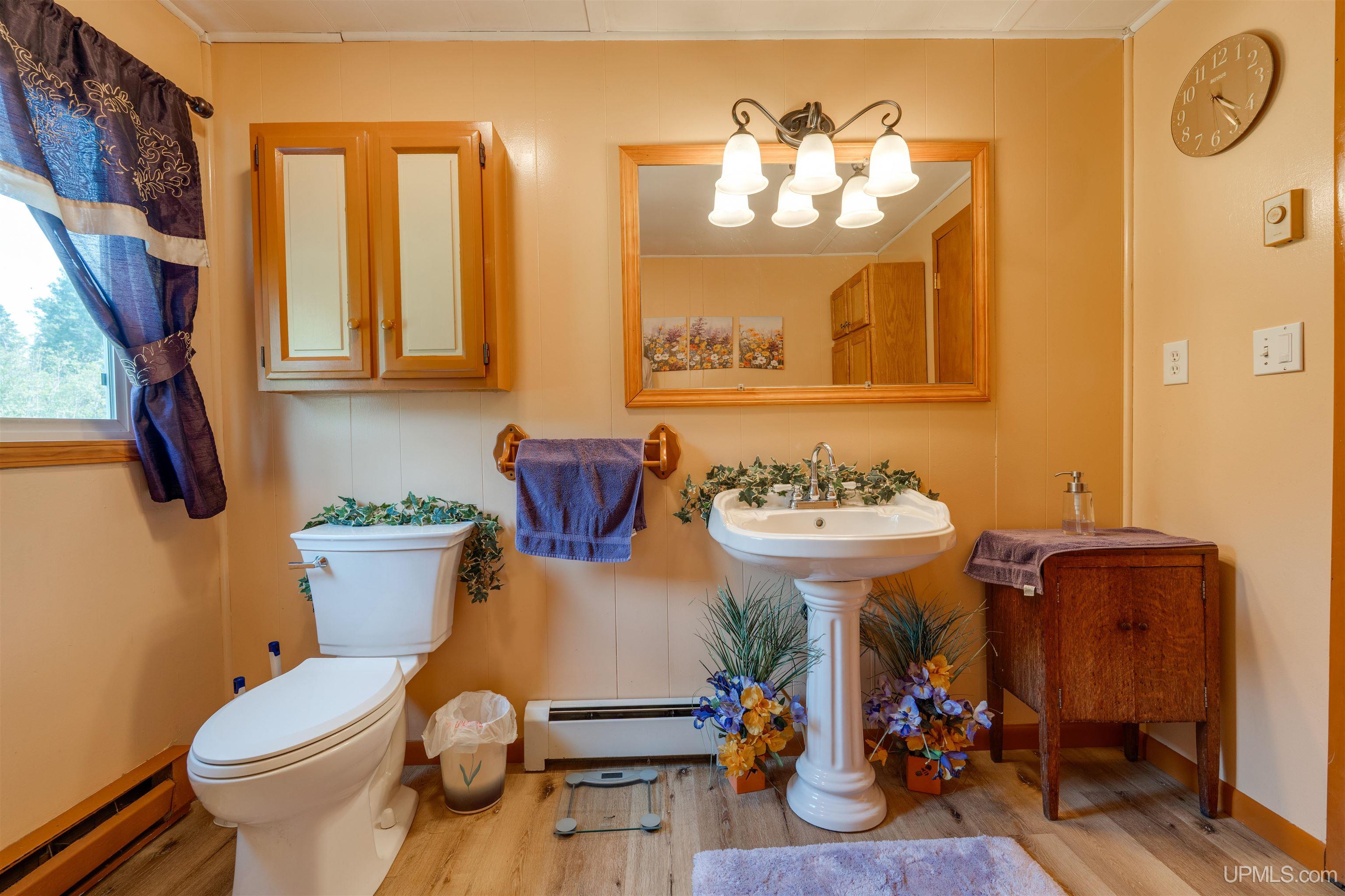 984n Dixon Road Property Photo 24