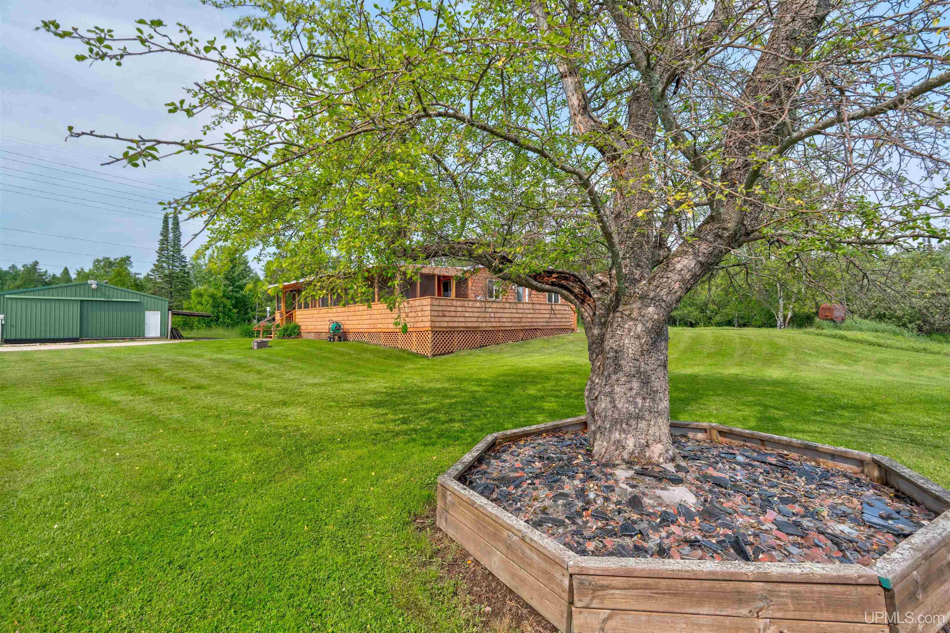 984n Dixon Road Property Photo 35