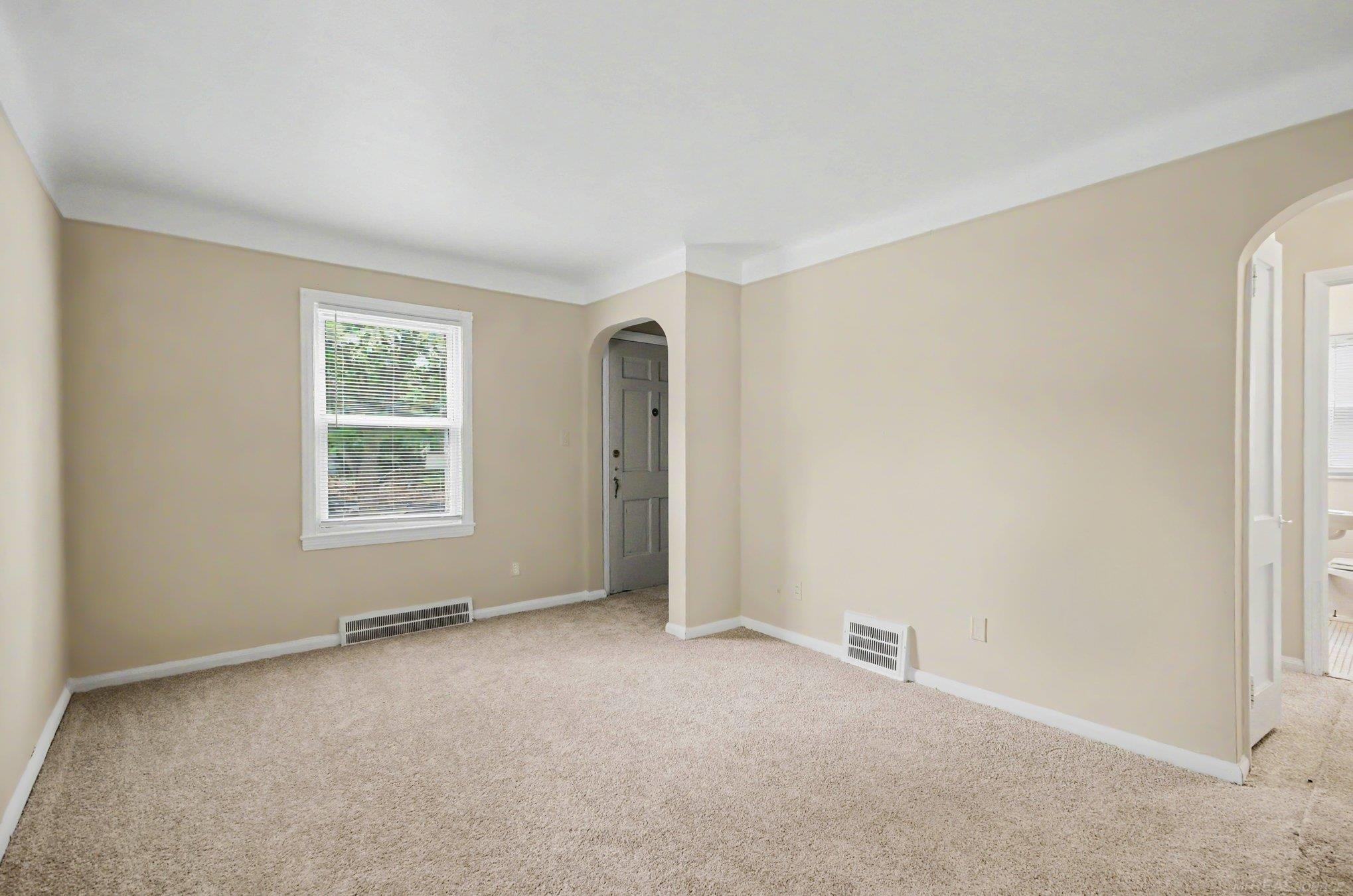 19315 Kingsville Street Property Photo 10