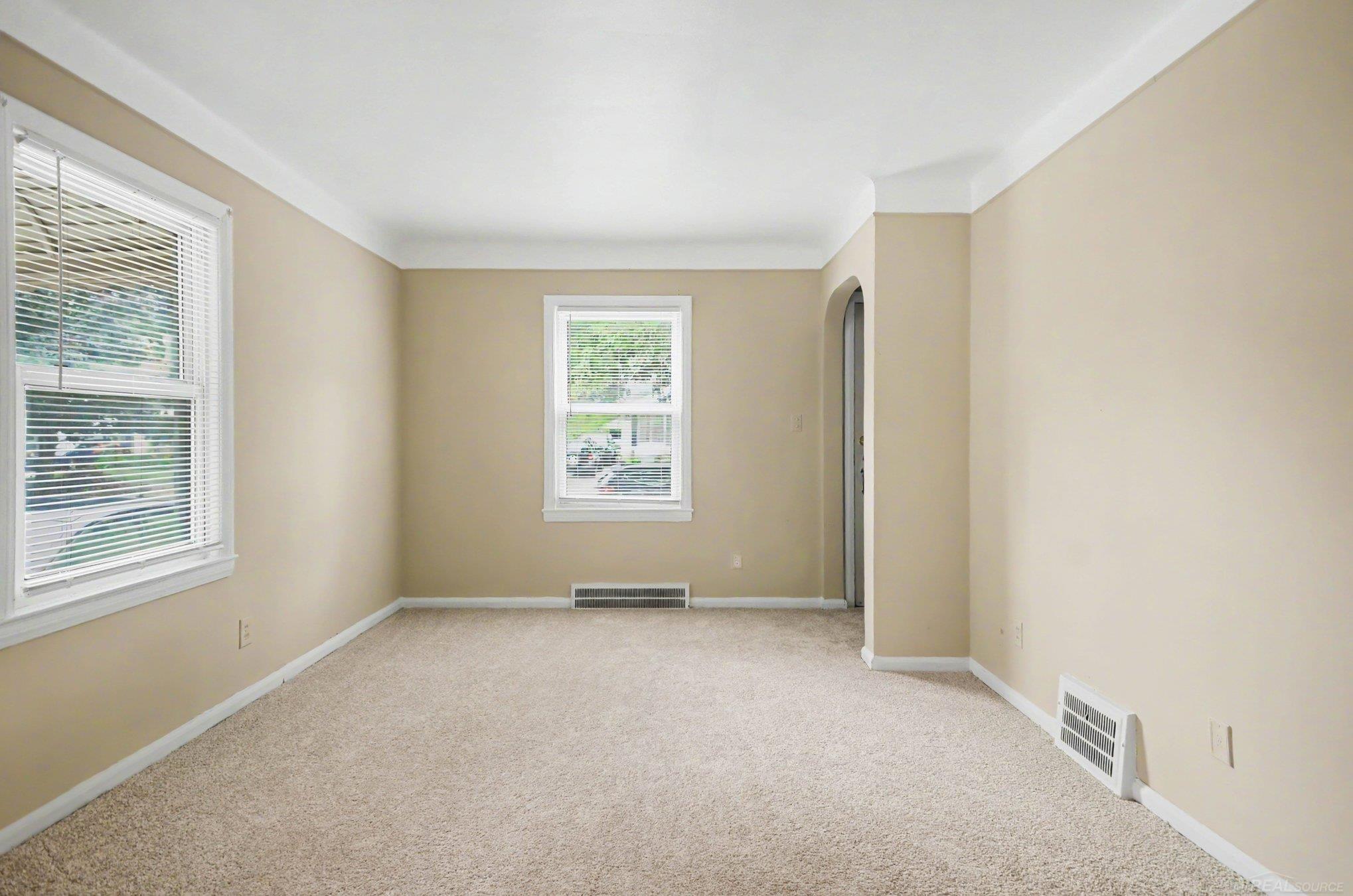 19315 Kingsville Street Property Photo 11