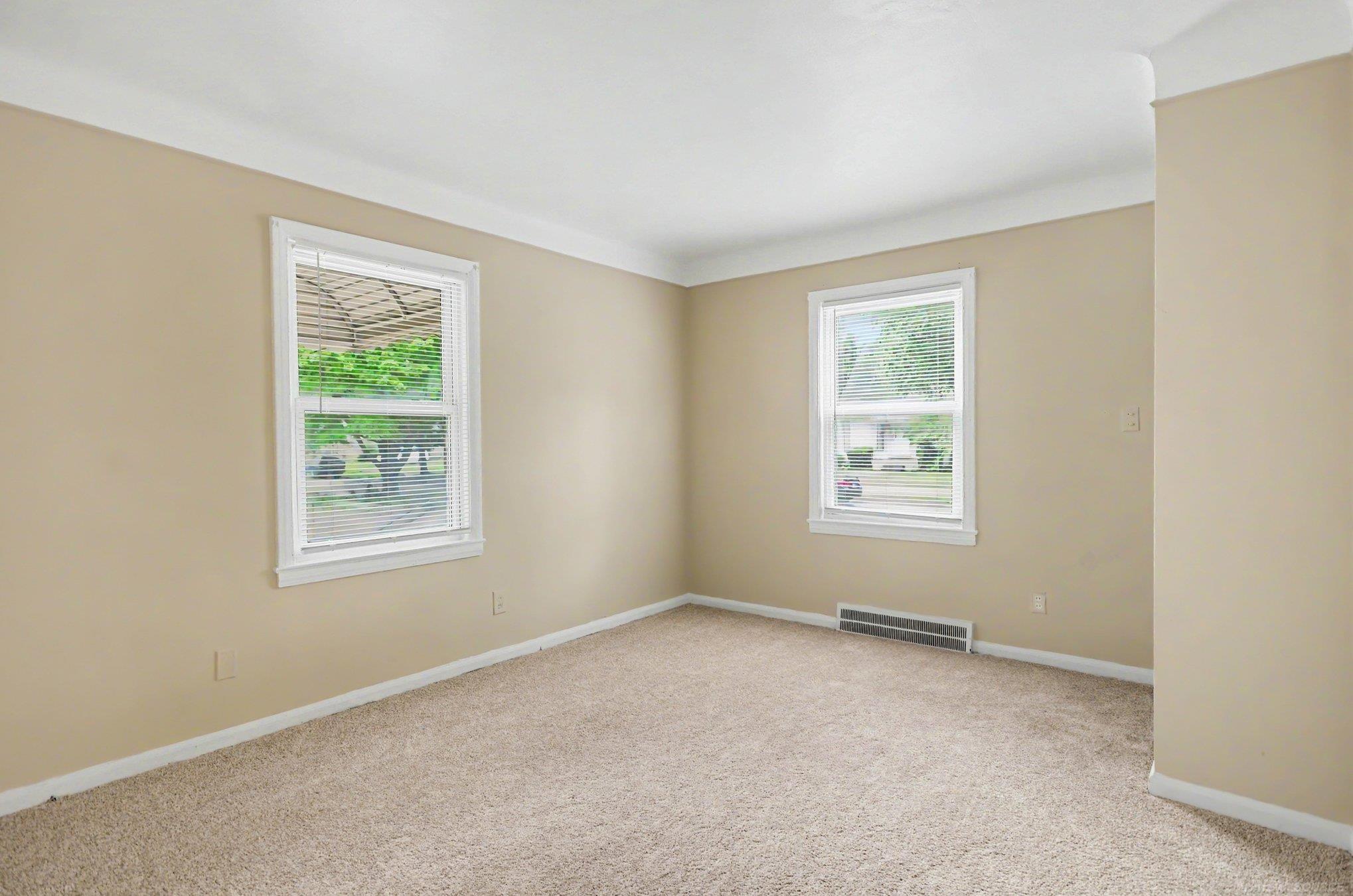 19315 Kingsville Street Property Photo 14