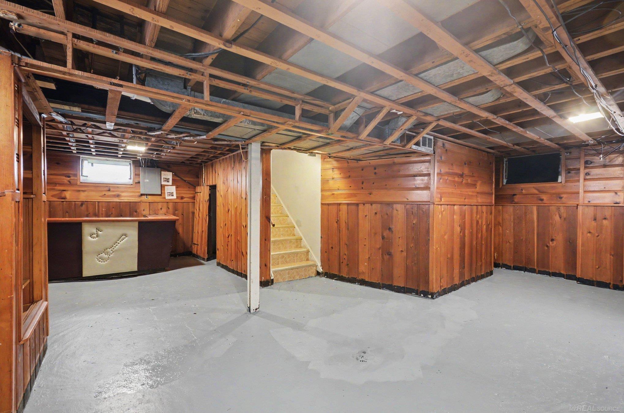 19315 Kingsville Street Property Photo 19
