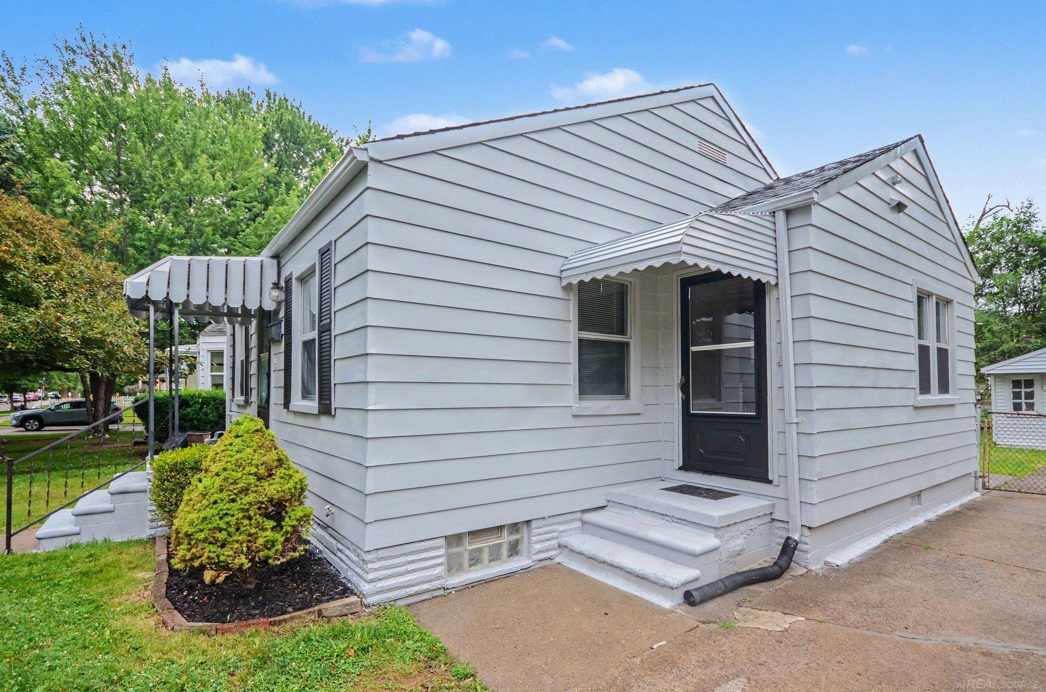 19315 Kingsville Street Property Photo 21