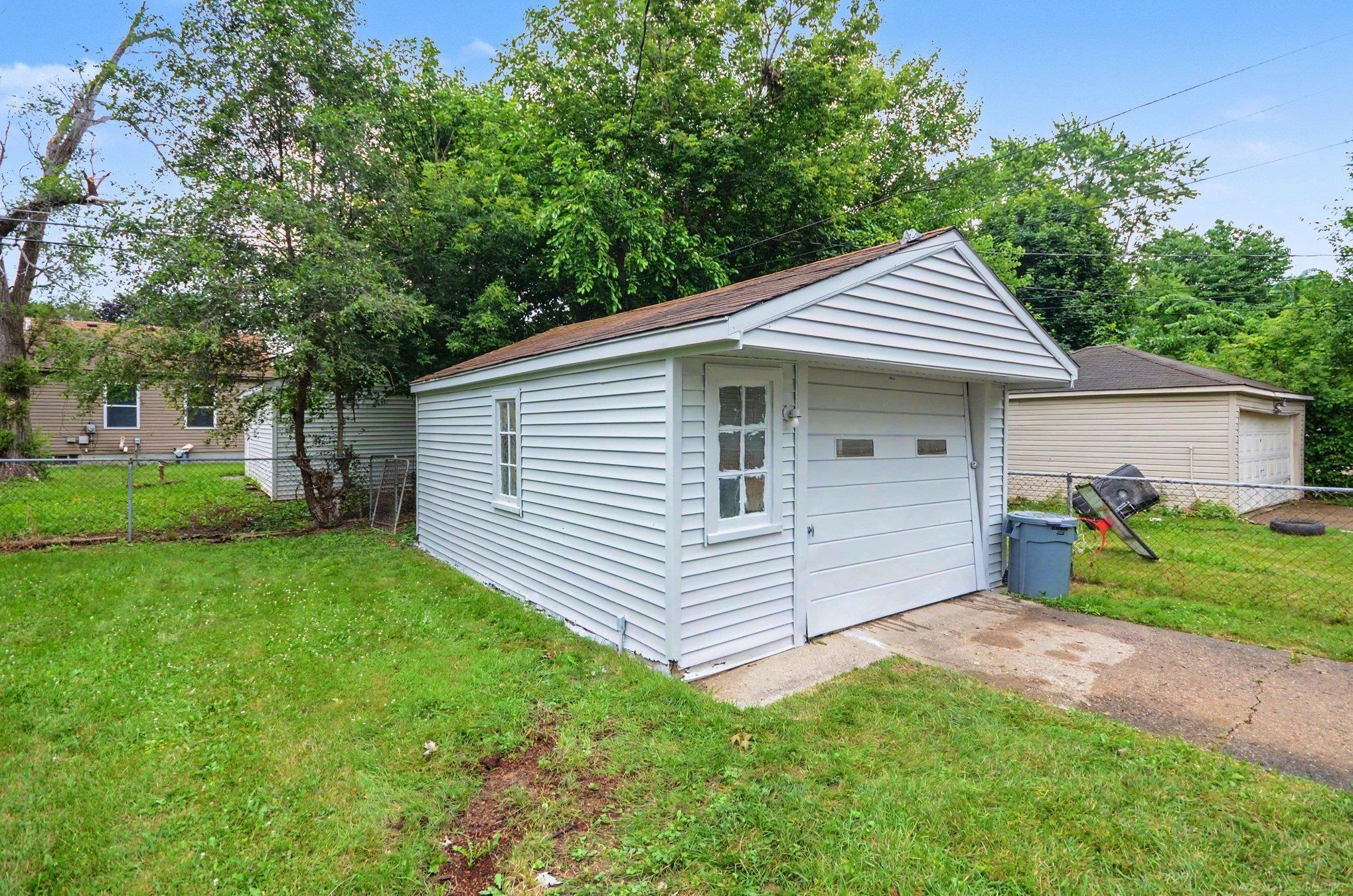 19315 Kingsville Street Property Photo 23