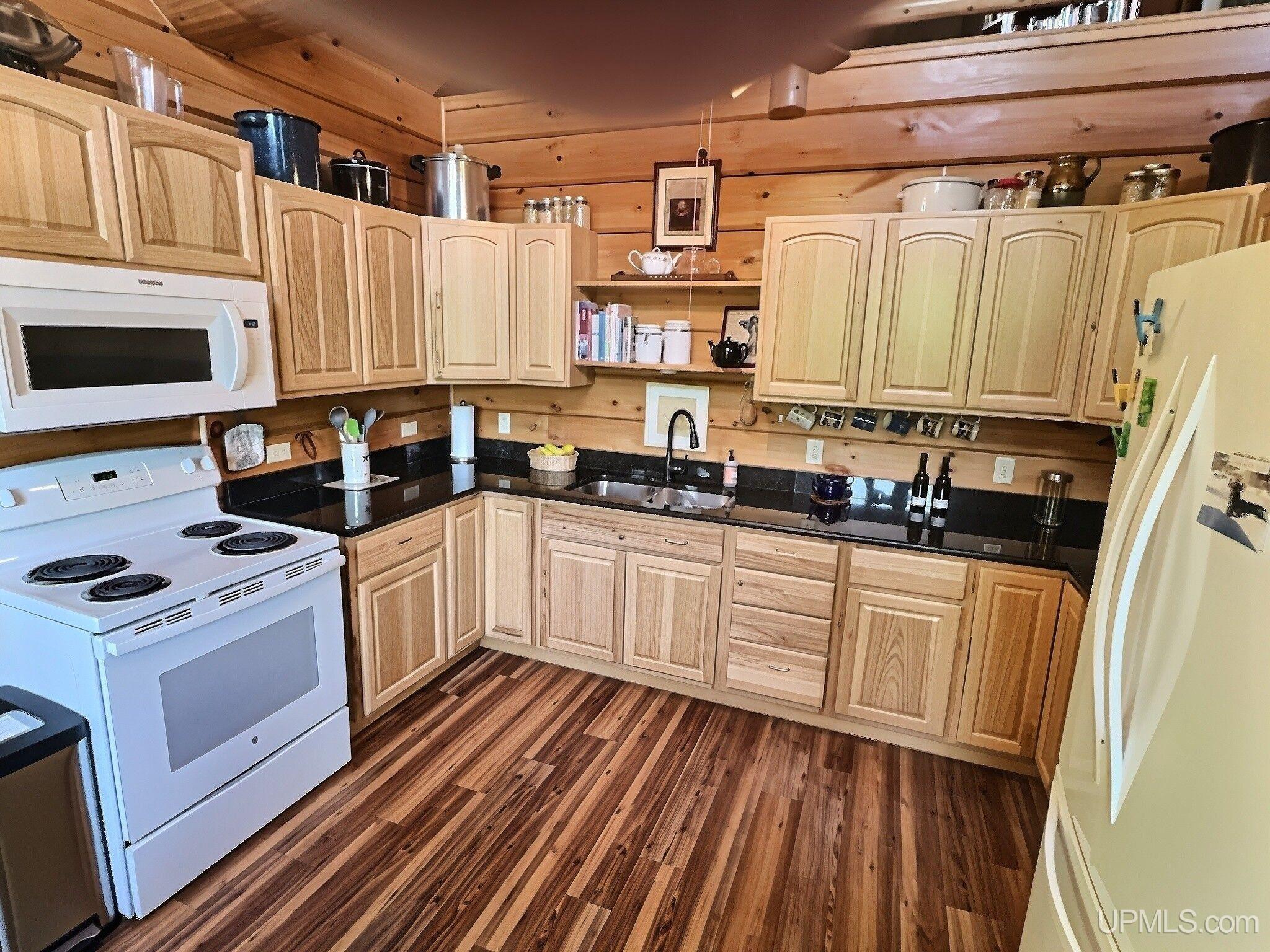 24954 Victoria Dam Road Property Photo 13