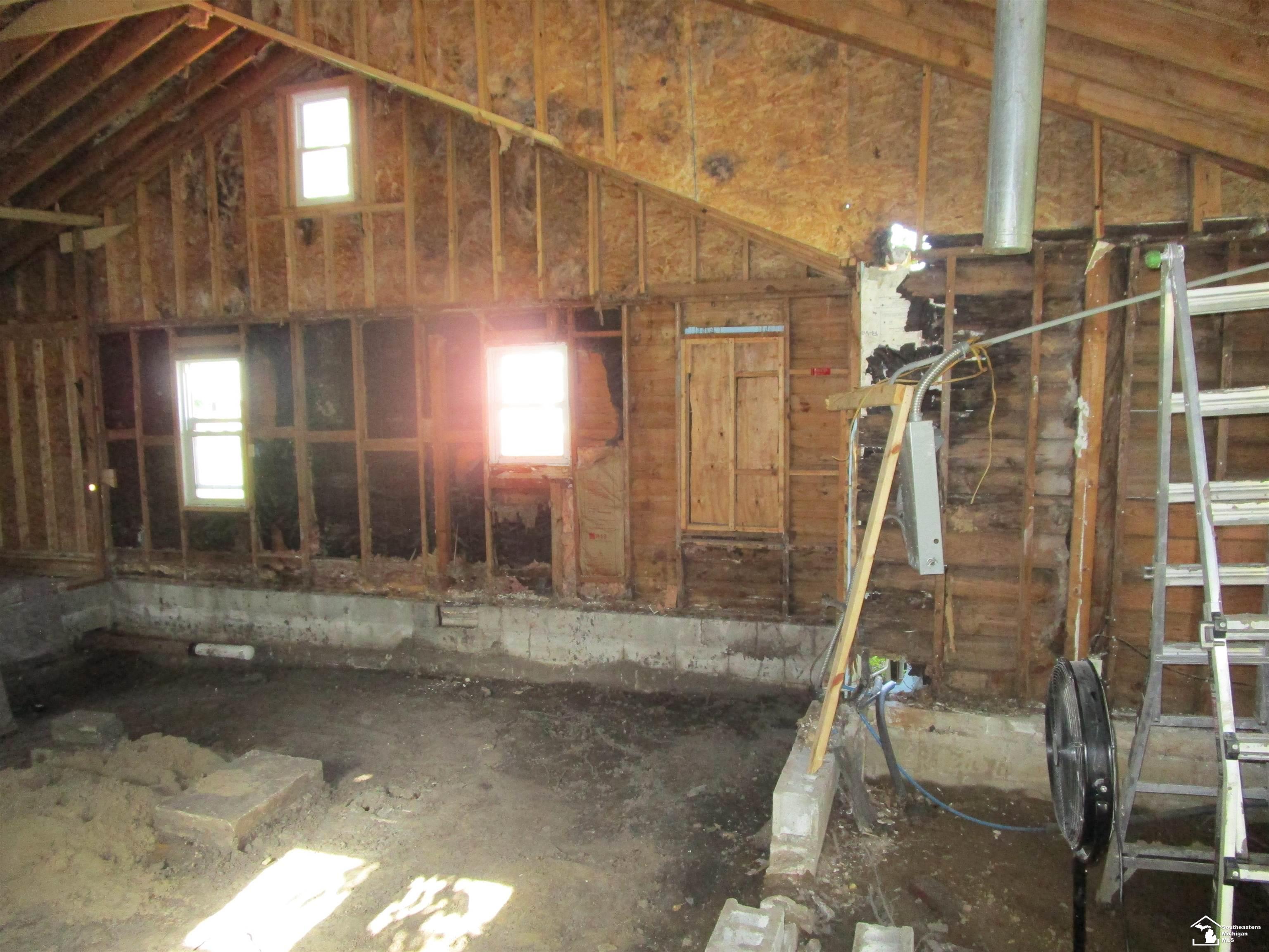 3450 Swartz Road Property Photo 8