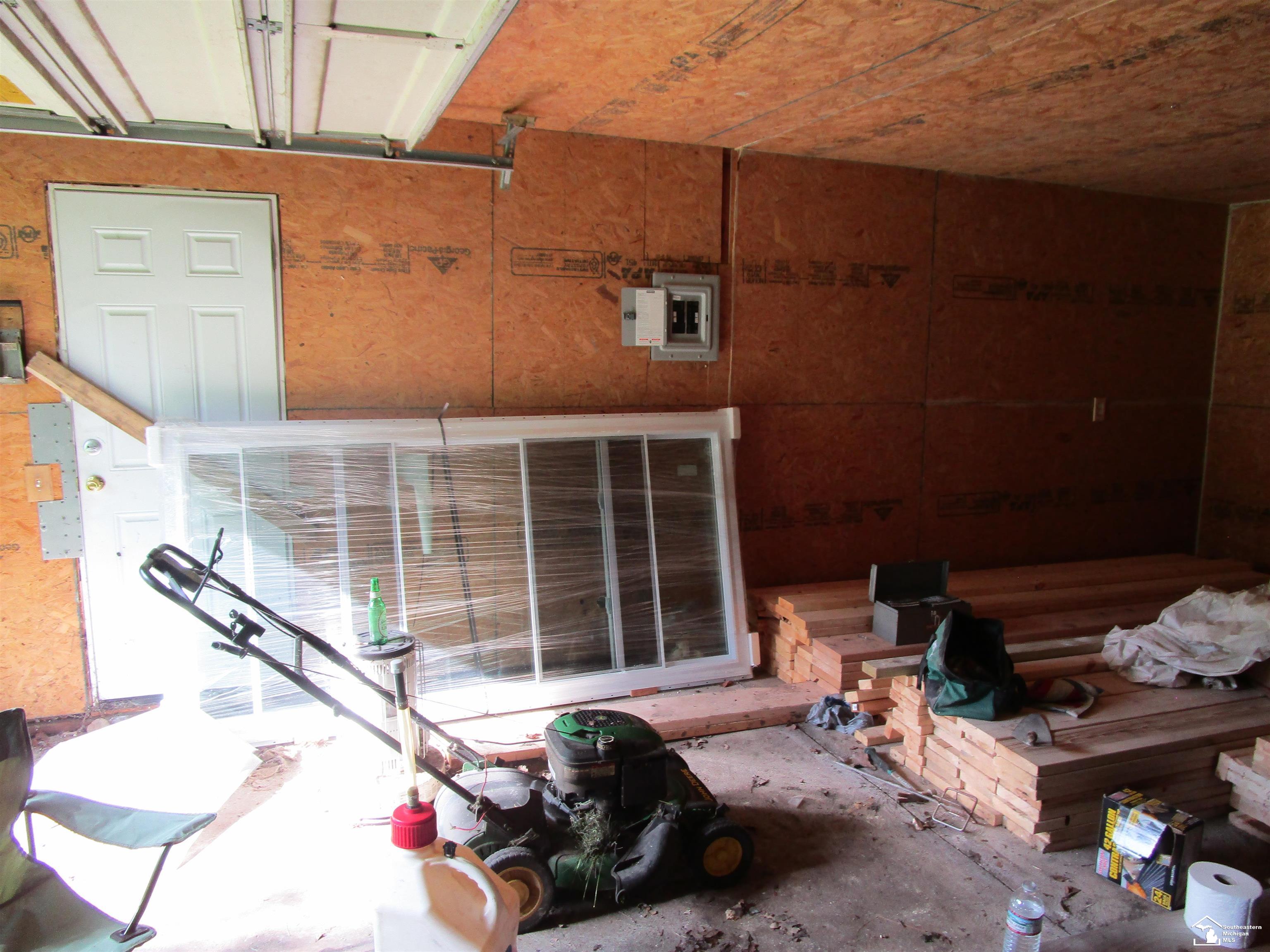3450 Swartz Road Property Photo 13