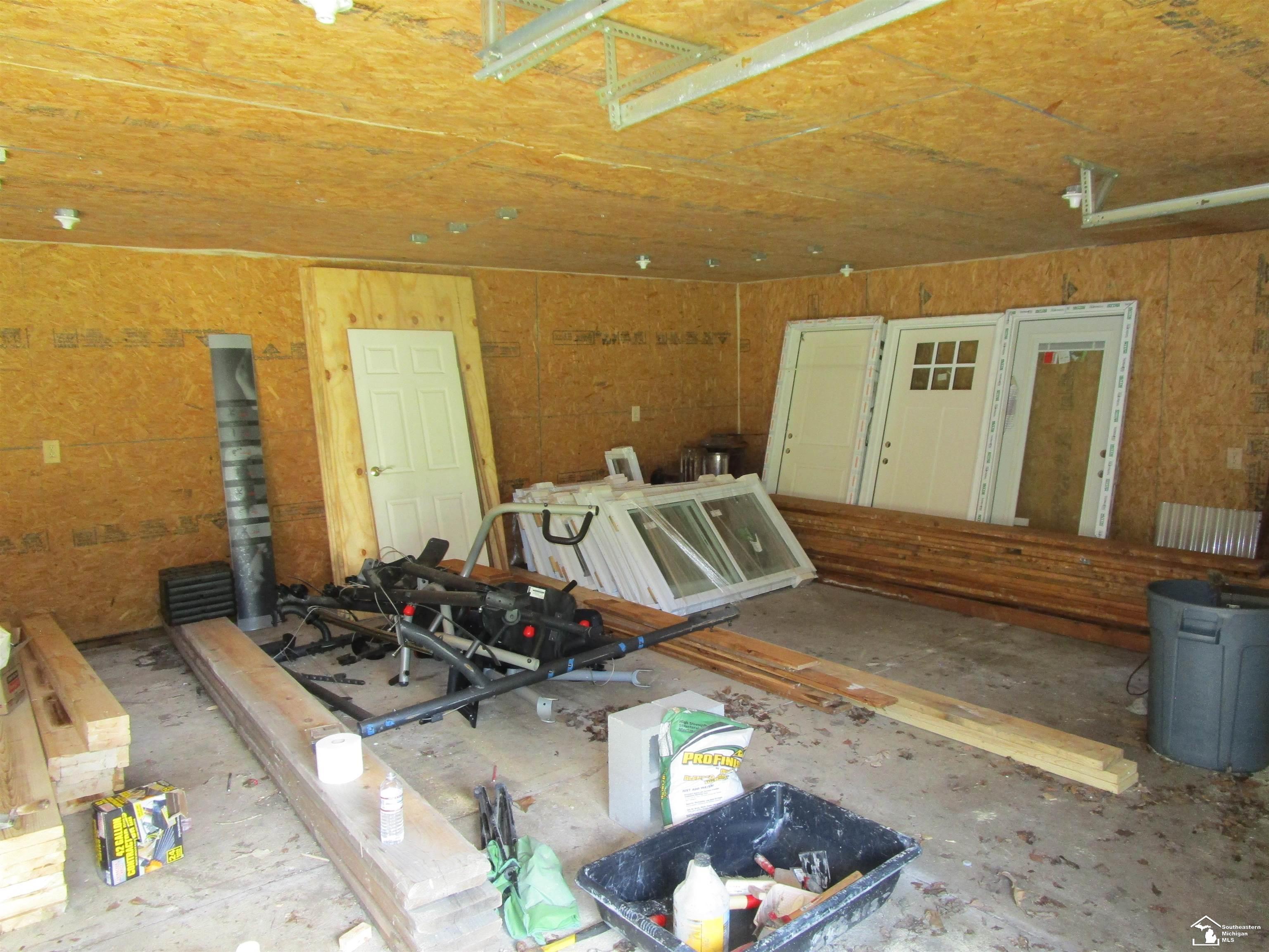 3450 Swartz Road Property Photo 14
