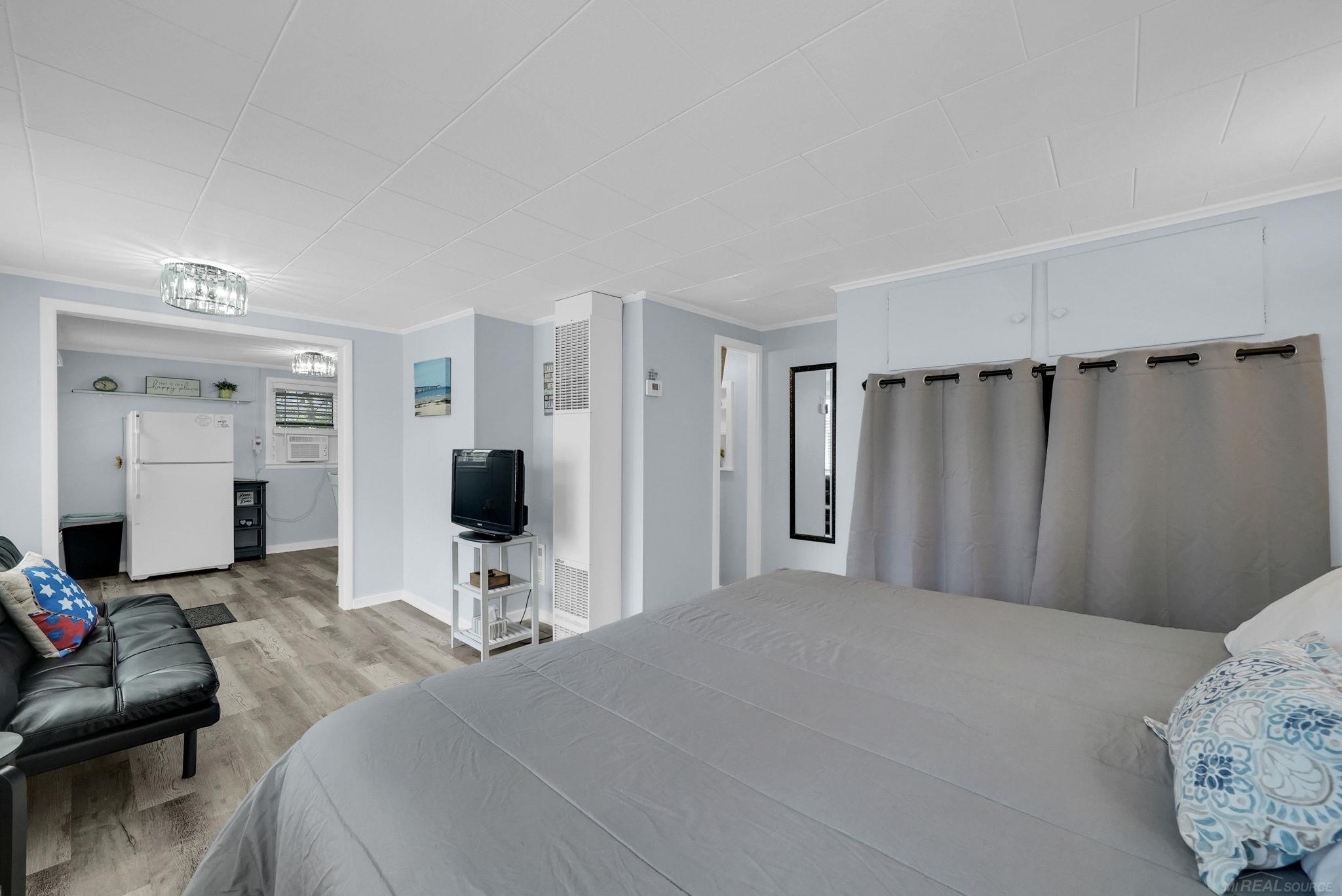 199-201-203 Gasoline Alley Property Photo 44