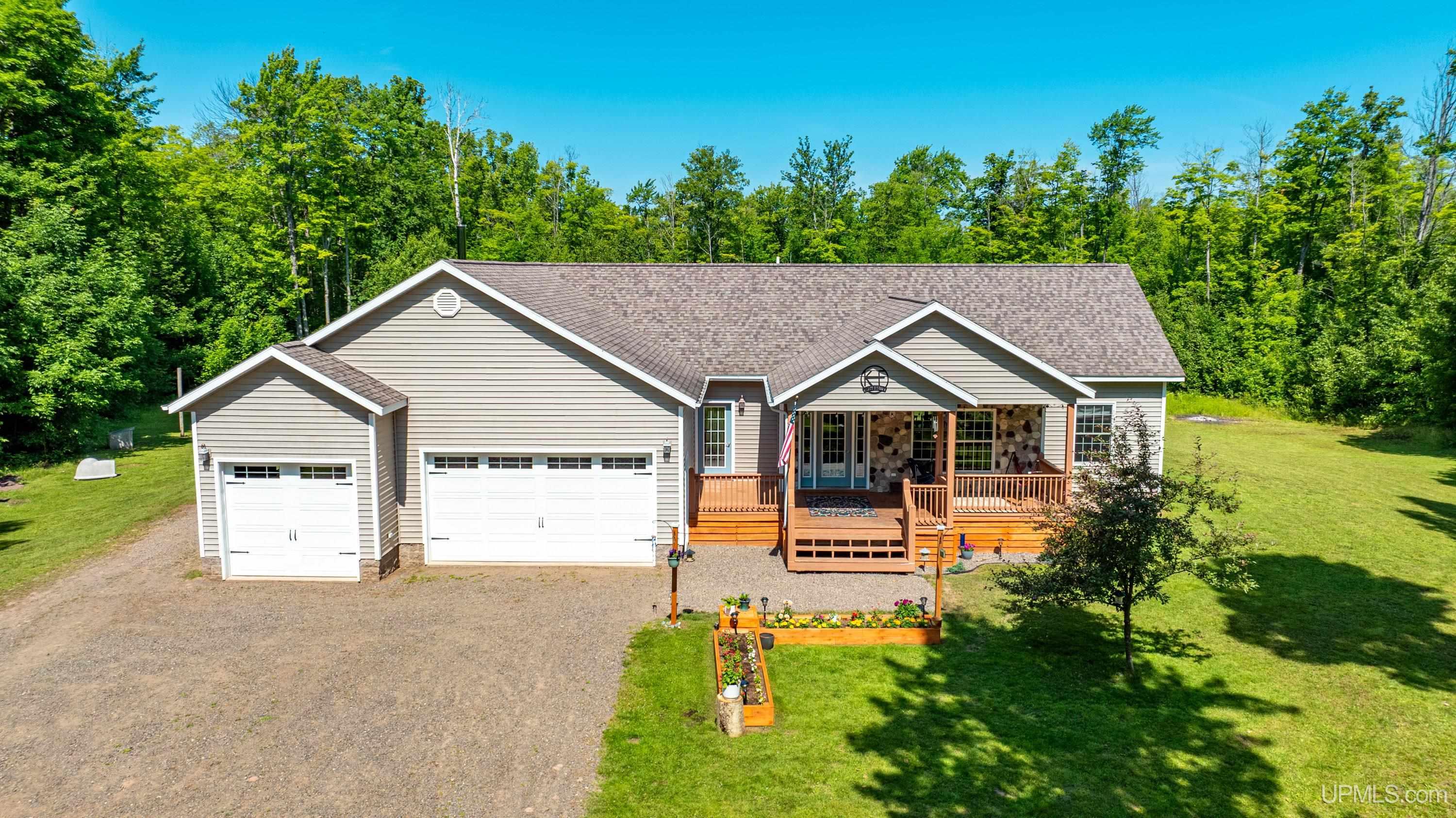 17423 Ford Farm Road Property Photo 1