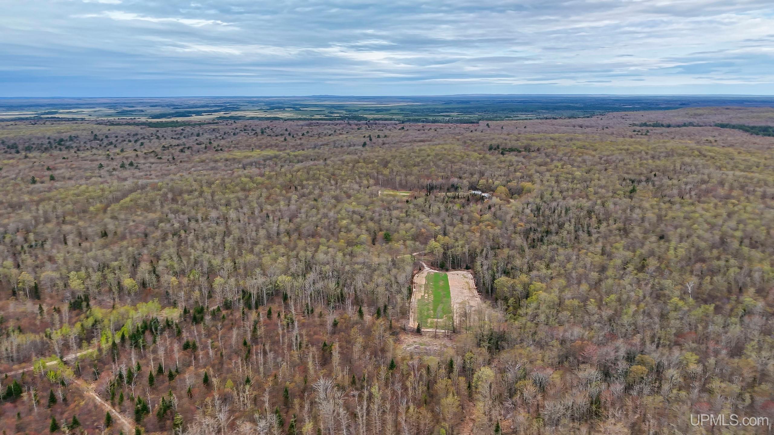 11307 Chesbrough Lake Road Property Photo 6