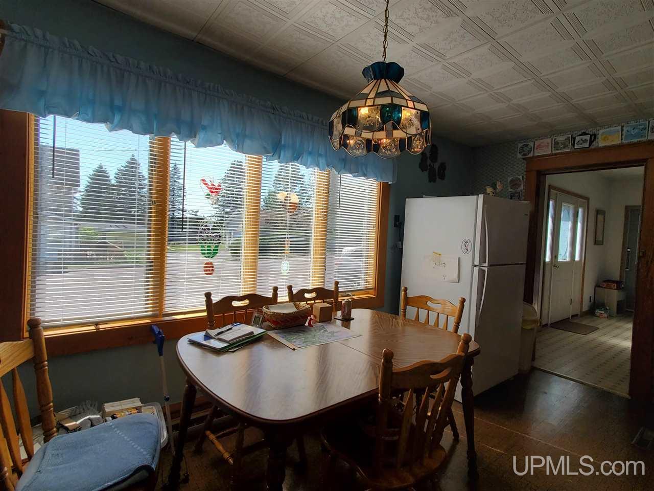 1249 Cedar Street Property Photo 14