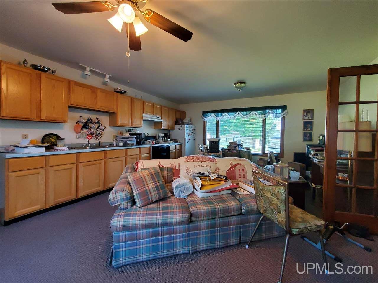 1249 Cedar Street Property Photo 17