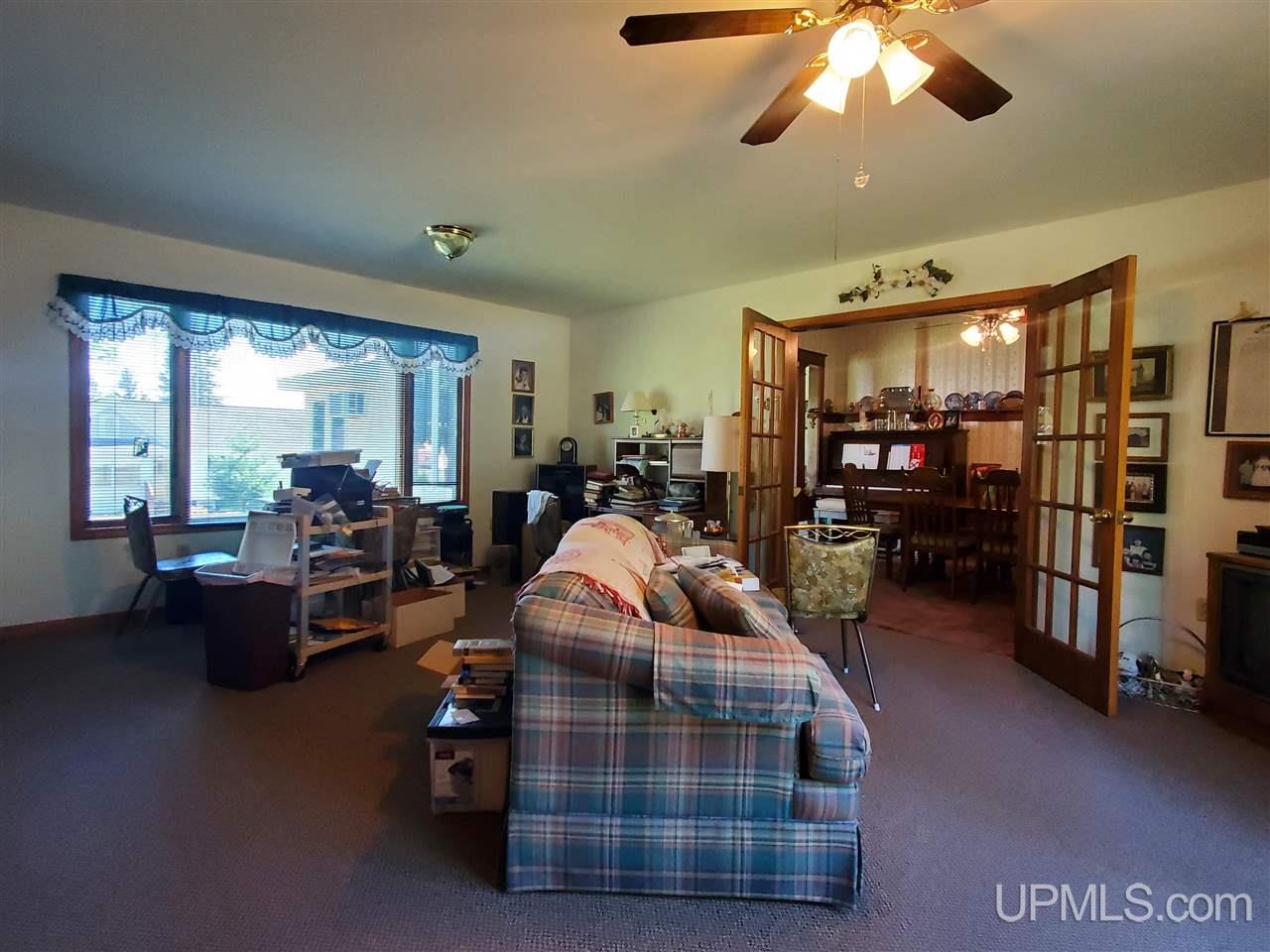 1249 Cedar Street Property Photo 18