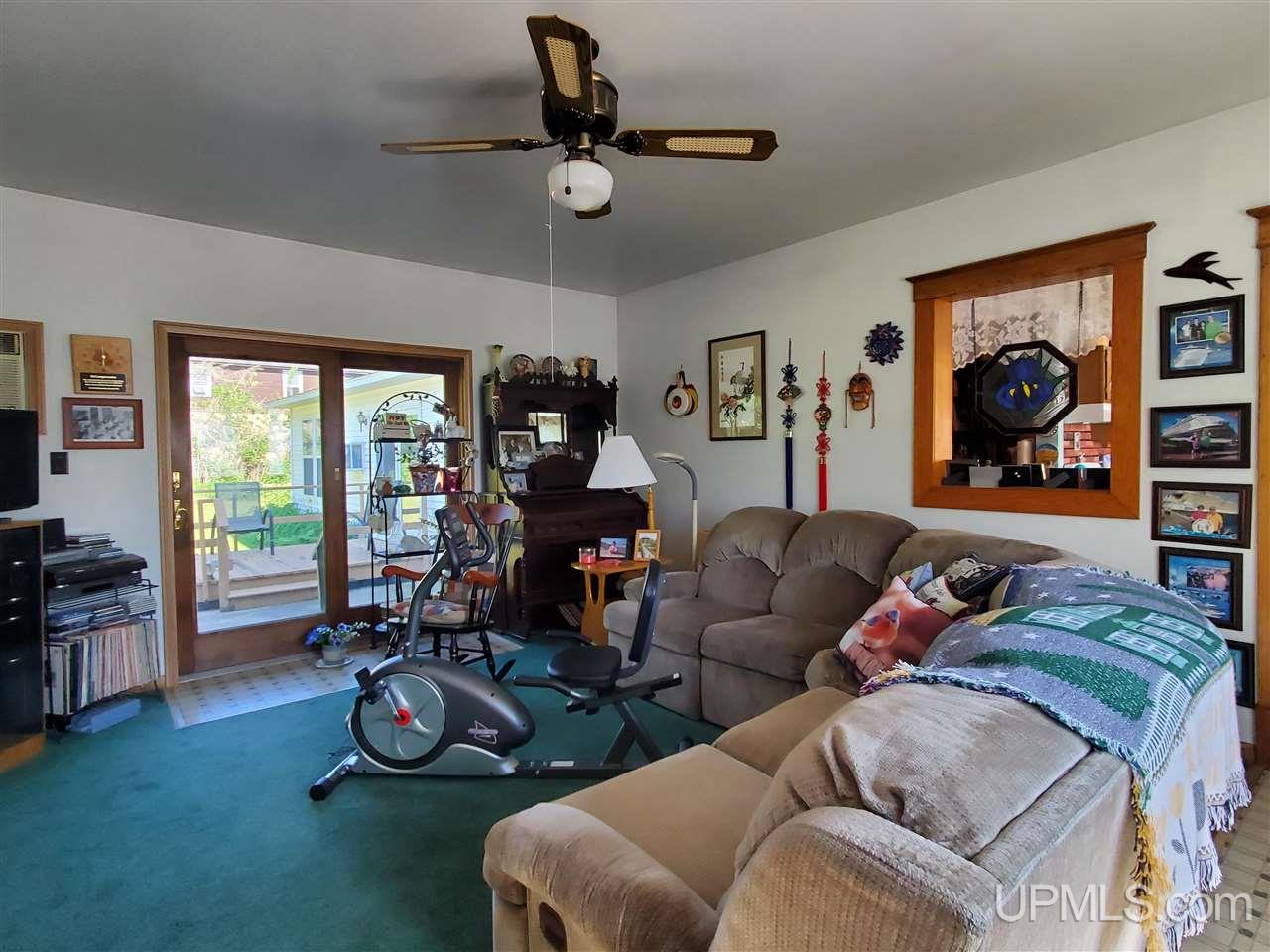 1249 Cedar Street Property Photo 23
