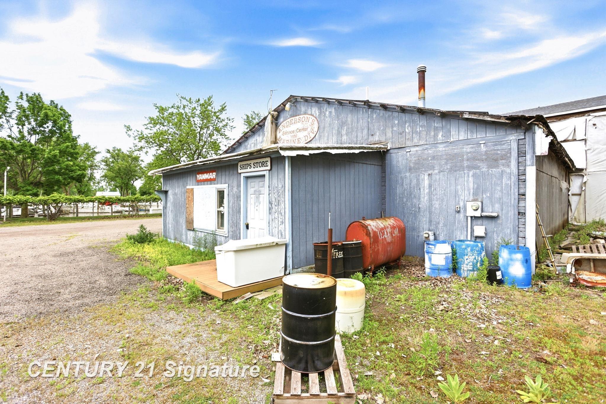 2363 Weadock Highway Property Photo 20