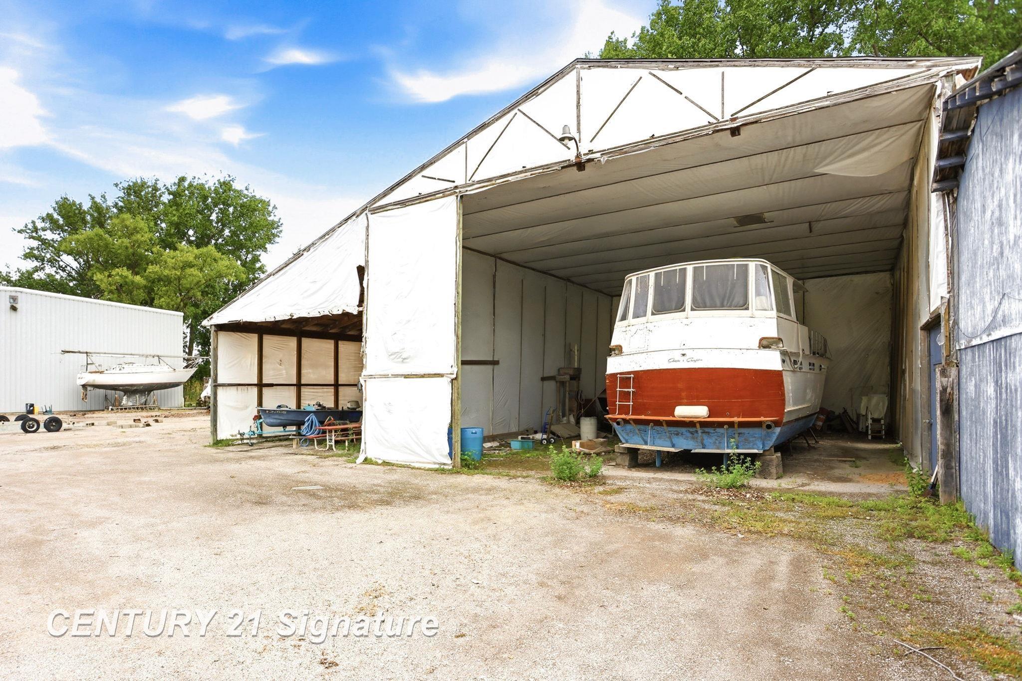 2363 Weadock Highway Property Photo 22