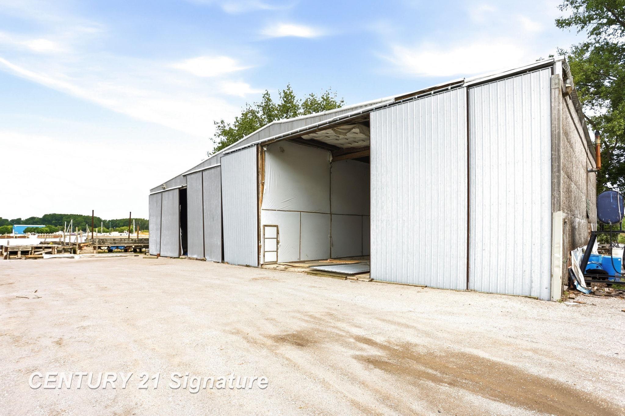 2363 Weadock Highway Property Photo 29