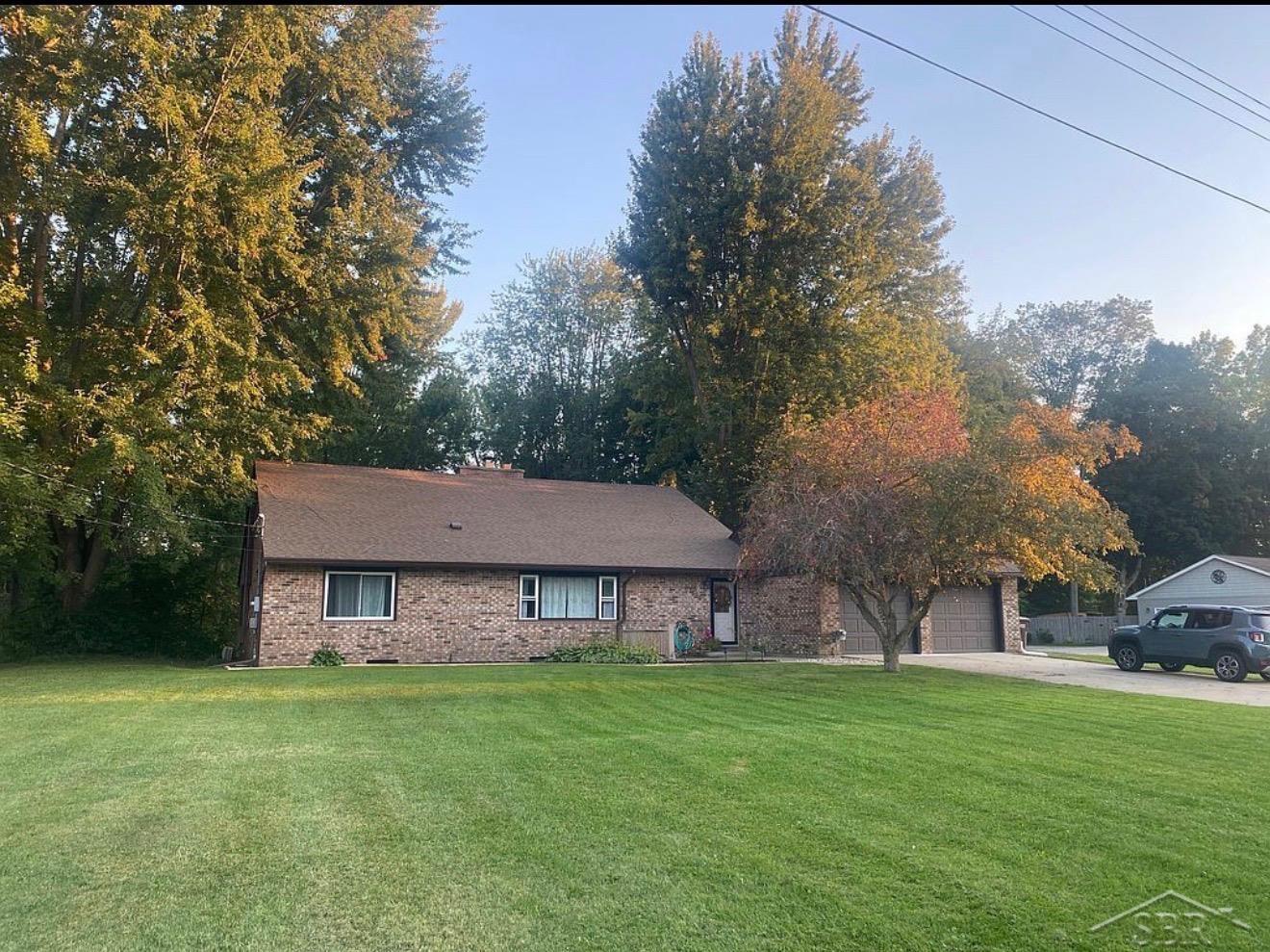 1864 E Chippewa River Road Property Photo 1
