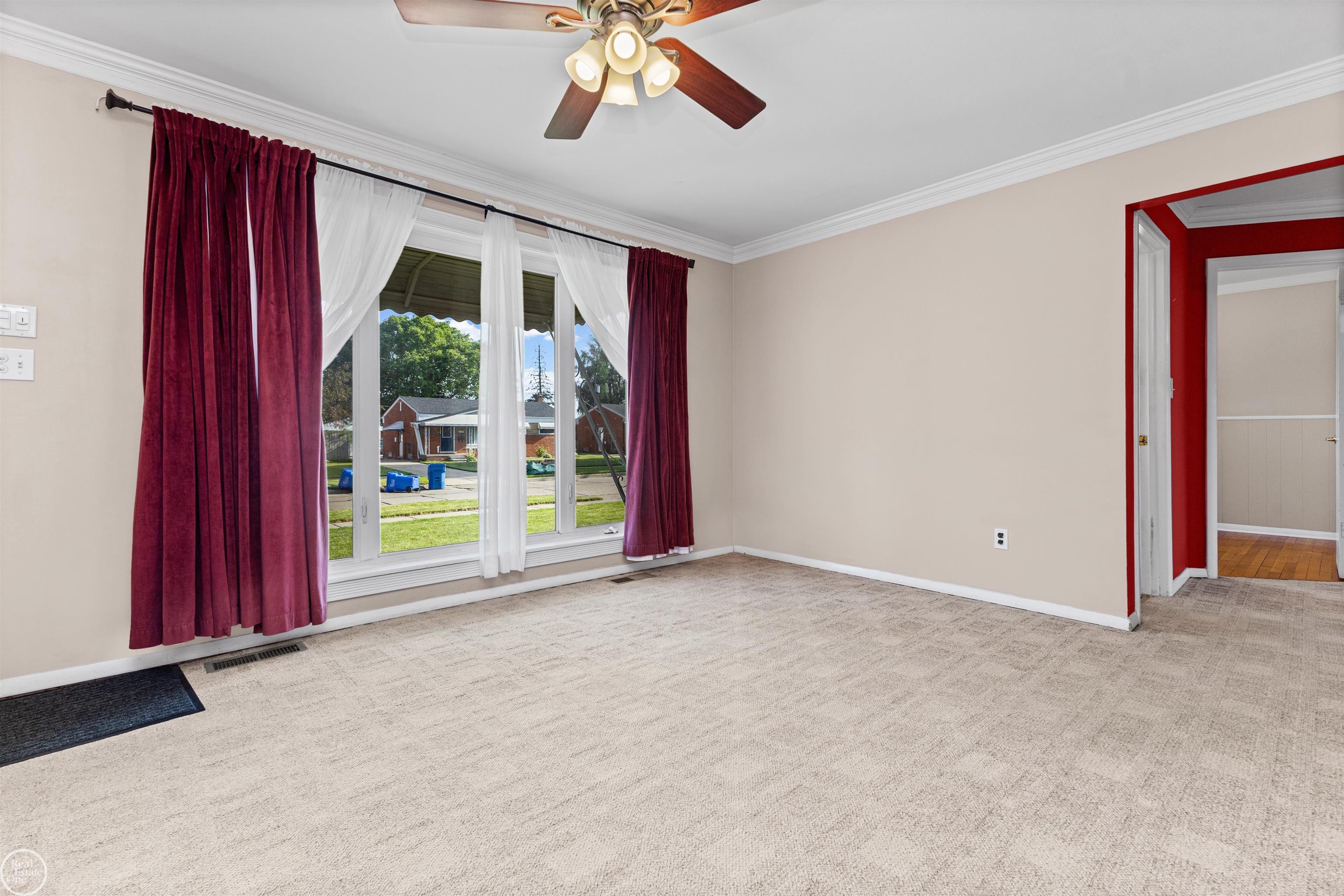 11927 Engleman Road Property Photo 7